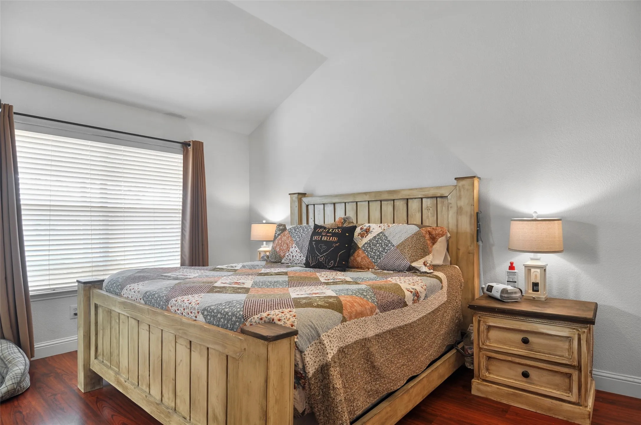 Single Family Residence For Sale in Tarrant County , 2529 Nogales Drive, Fort Worth, Texas 76108, 3 Bedroom, 2 Bathroom, 2 Garage spaces, 1,425 Sqft, built in 2001, mls#21018942, Real Estate Agent in Fort Worth, Homes For Sale in Tarrant county, Homes For Sale in Fort Worth, Realtor in Fort Worth Texas, Real Estate Brokerage Independent Realty Texas, Luminita Cordes Realtor