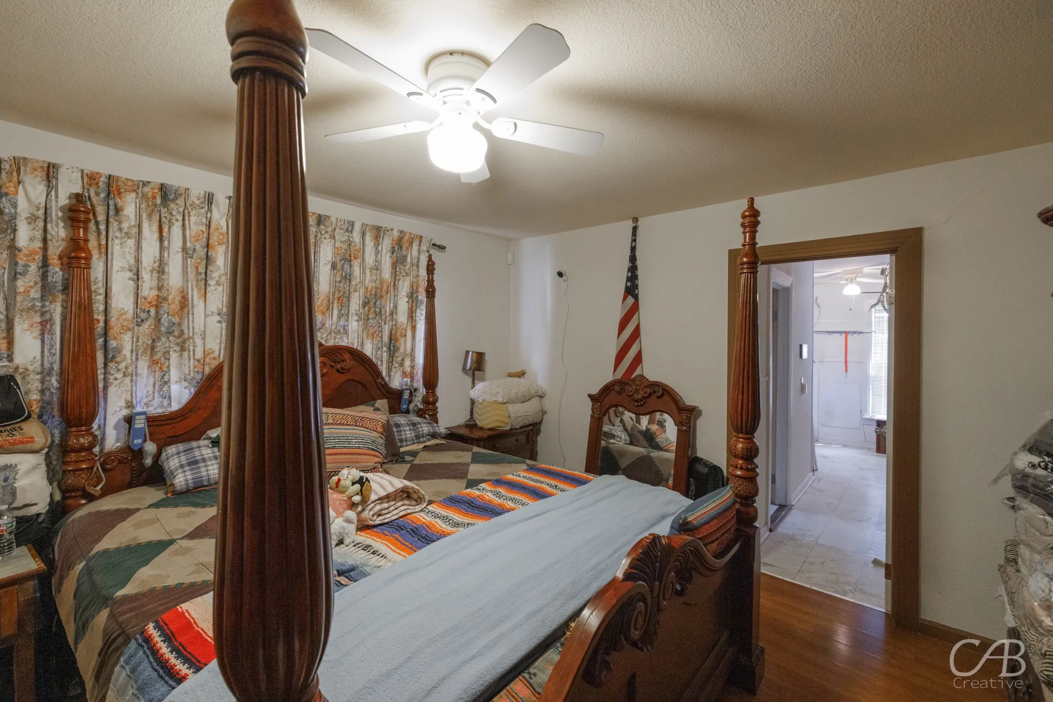 Single Family Residence For Sale in Eastland County , 1406 W Commerce Street, Eastland, Texas 76448, 3 Bedrooms, 2 Bathrooms, Garage spaces, 1,598 Sqft, built in 1940, Price $180,000, mls#21017177, Real Estate Agent in Eastland, Homes For Sale in Eastland county, Homes For Sale in Eastland, Realtor in Eastland Texas, Real Estate Brokerage Independent Realty Texas, Luminita Cordes Realtor
