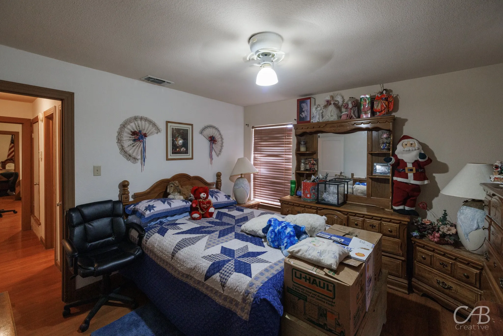 Single Family Residence For Sale in Eastland County , 1406 W Commerce Street, Eastland, Texas 76448, 3 Bedrooms, 2 Bathrooms, Garage spaces, 1,598 Sqft, built in 1940, Price $180,000, mls#21017177, Real Estate Agent in Eastland, Homes For Sale in Eastland county, Homes For Sale in Eastland, Realtor in Eastland Texas, Real Estate Brokerage Independent Realty Texas, Luminita Cordes Realtor