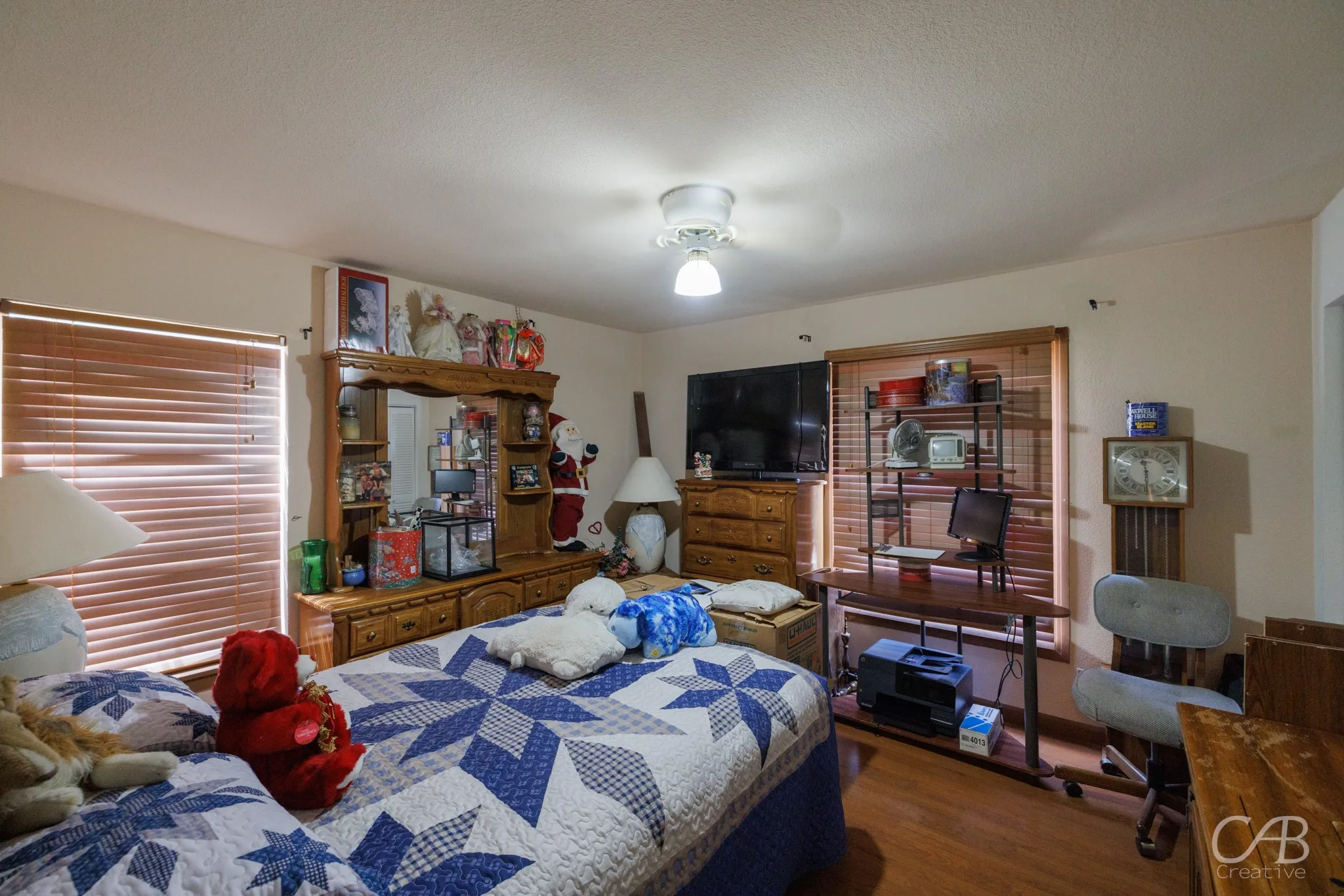 Single Family Residence For Sale in Eastland County , 1406 W Commerce Street, Eastland, Texas 76448, 3 Bedrooms, 2 Bathrooms, Garage spaces, 1,598 Sqft, built in 1940, Price $180,000, mls#21017177, Real Estate Agent in Eastland, Homes For Sale in Eastland county, Homes For Sale in Eastland, Realtor in Eastland Texas, Real Estate Brokerage Independent Realty Texas, Luminita Cordes Realtor