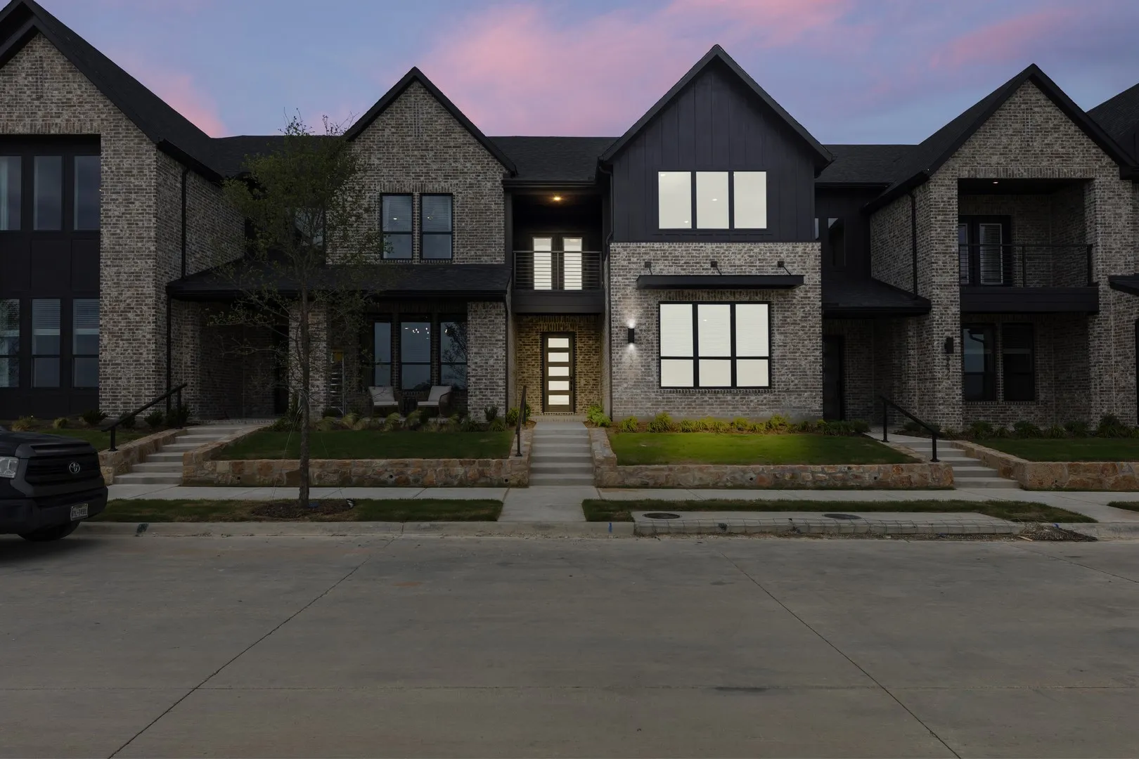 Townhouse For Sale in Collin County , 2836 Yampa Drive, Mc Kinney, Texas 75071, 3 Bedrooms, 2 Bathrooms, 2 Garage spaces, 2,133 Sqft, built in 2025, New Construction - Incomplete, Price $499,990, mls#21020293, Real Estate Agent in Mc Kinney, Homes For Sale in Collin county, Homes For Sale in Mc Kinney, Realtor in Mc Kinney Texas, Real Estate Brokerage Independent Realty Texas, Luminita Cordes Realtor