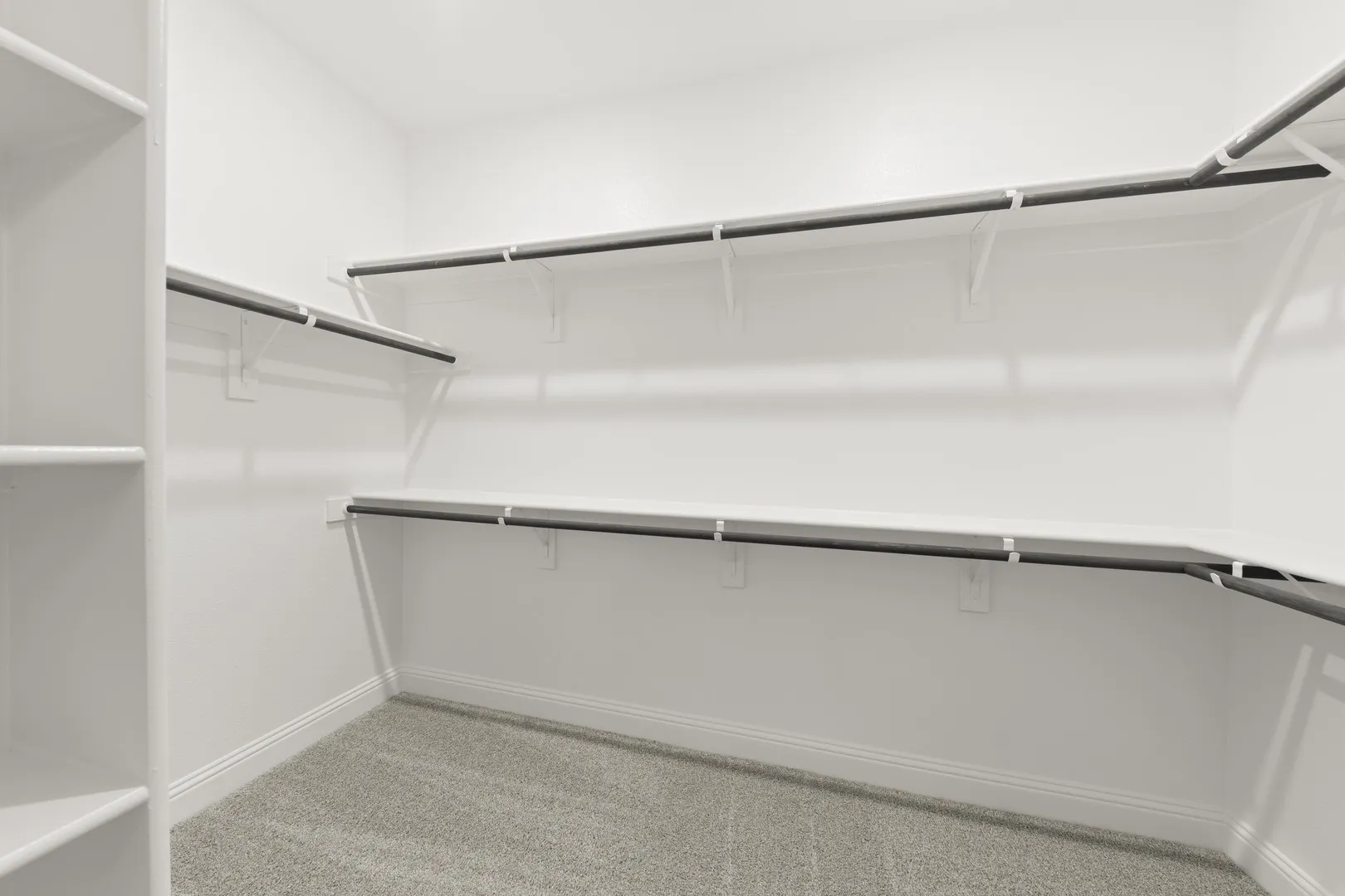 26. 2836 Yampa - Closet