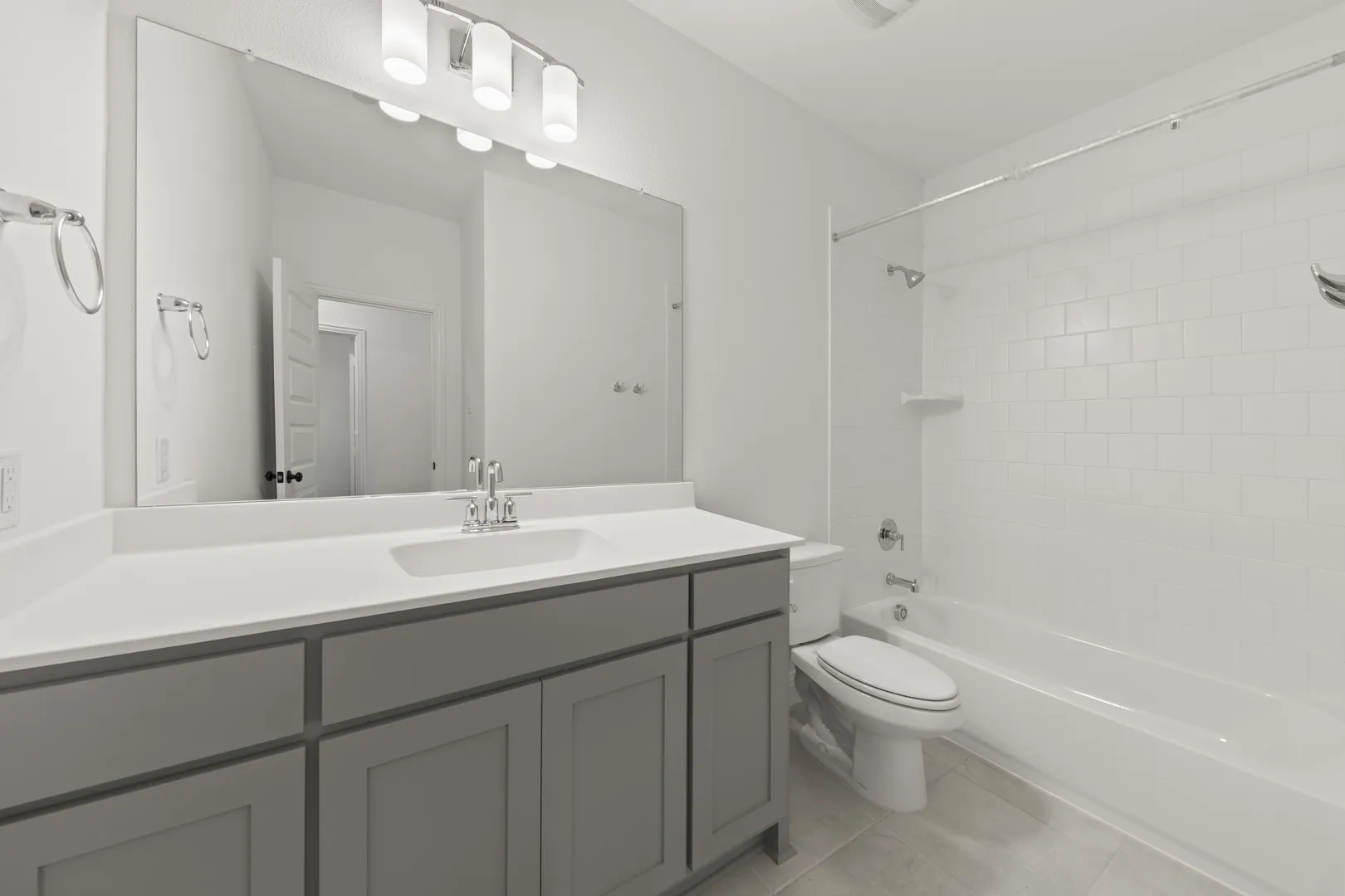 19. 2836 Yampa - 2ND Bath
