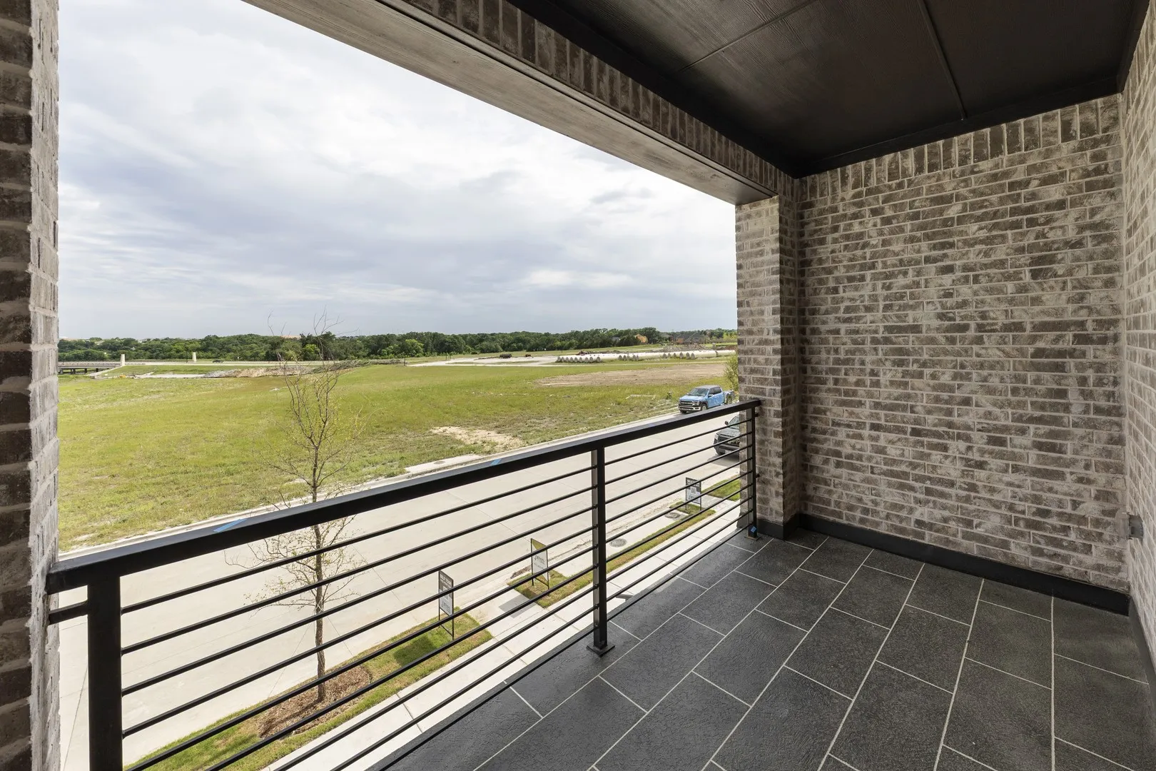 27. 2832 Yampa - Balcony