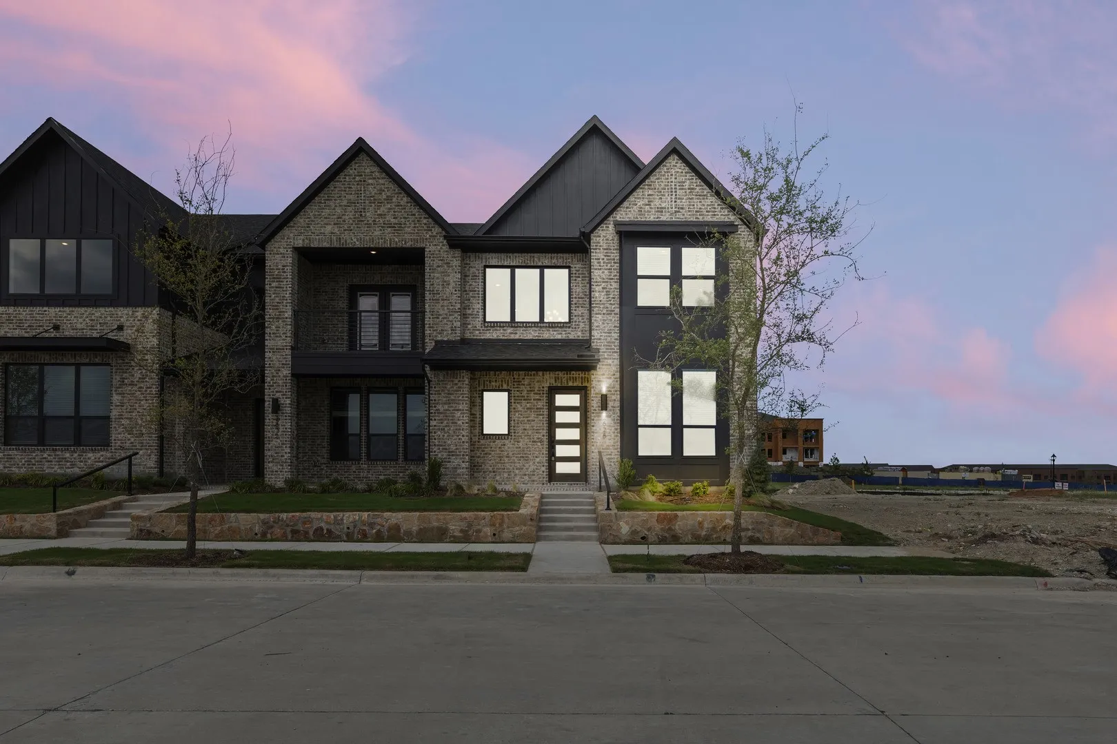 Townhouse For Sale in Collin County , 2828 Yampa Drive, Mc Kinney, Texas 75071, 3 Bedroom, 3 Bathroom, 2 Garage spaces, 2,455 Sqft, built in 2025, New Construction - Incomplete, Price $524,990, mls#21020334, Real Estate Agent in Mc Kinney, Homes For Sale in Collin county, Homes For Sale in Mc Kinney, Realtor in Mc Kinney Texas, Real Estate Brokerage Independent Realty Texas, Luminita Cordes Realtor