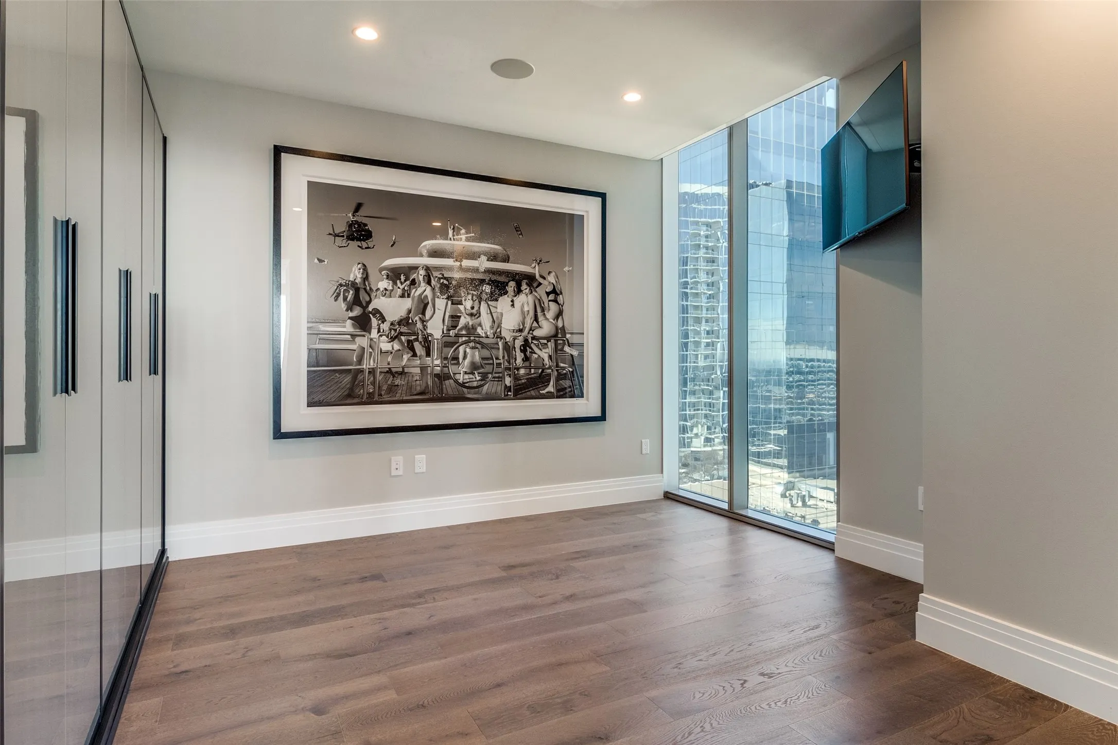 Condominium For Sale in Collin County , 7901 Windrose Avenue 1604, Plano, Texas 75024, 3 Bedroom, 4 Bathroom, 2 Garage spaces, 2,589 Sqft, built in 2019, Preowned, mls#21015482, Real Estate Agent in Plano, Homes For Sale in Collin county, Homes For Sale in Plano, Realtor in Plano Texas, Real Estate Brokerage Independent Realty Texas, Luminita Cordes Realtor