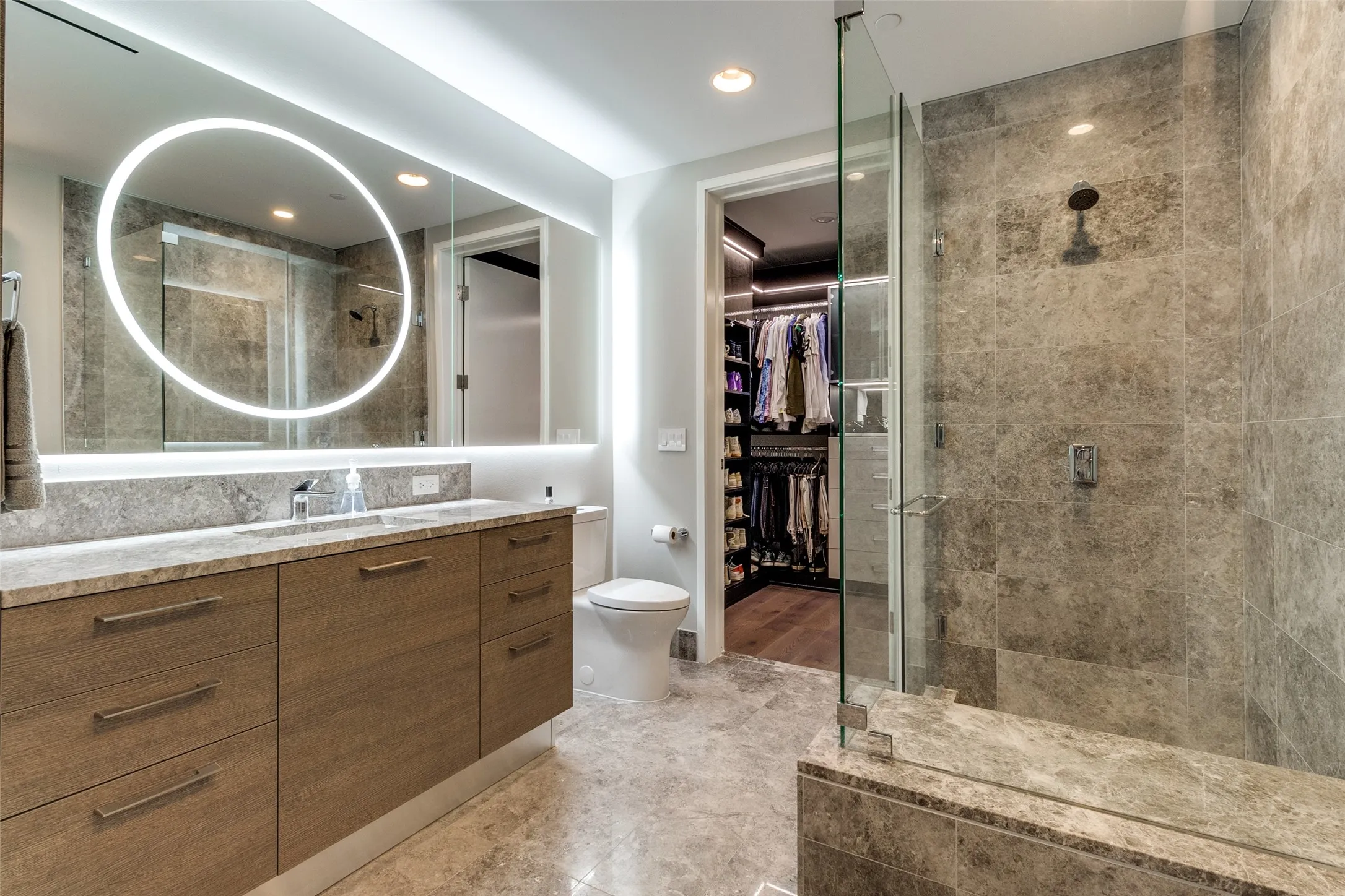 Condominium For Sale in Collin County , 7901 Windrose Avenue 1604, Plano, Texas 75024, 3 Bedroom, 4 Bathroom, 2 Garage spaces, 2,589 Sqft, built in 2019, Preowned, mls#21015482, Real Estate Agent in Plano, Homes For Sale in Collin county, Homes For Sale in Plano, Realtor in Plano Texas, Real Estate Brokerage Independent Realty Texas, Luminita Cordes Realtor