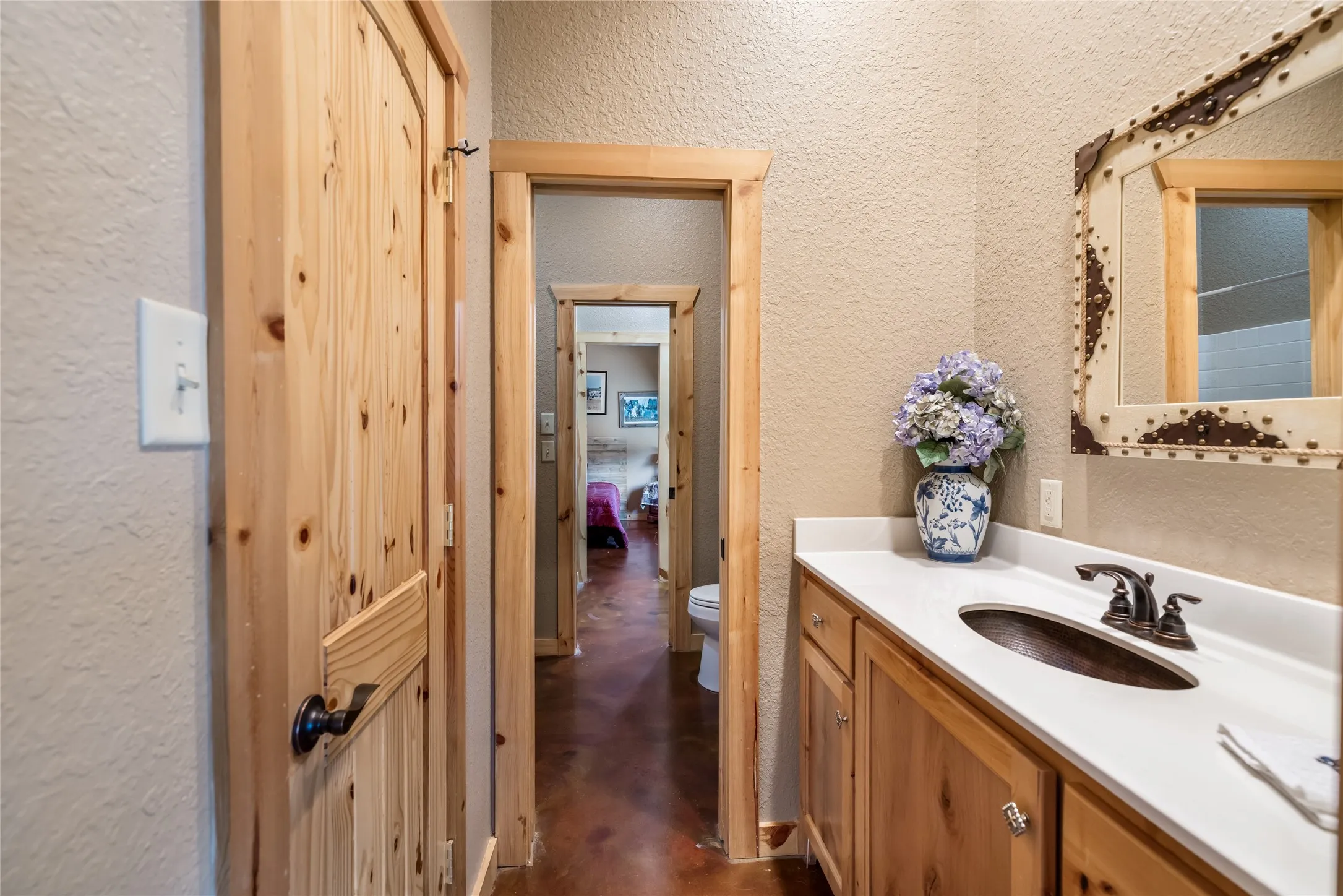 Ranch For Sale in Henderson County , 12701 FM 2010, Chandler, Texas 75758, 0, 0, Garage spaces, 0 Sqft, built in 2008, Price $1,075,000, mls#21020743, Real Estate Agent in Chandler, Homes For Sale in Henderson county, Homes For Sale in Chandler, Realtor in Chandler Texas, Real Estate Brokerage Independent Realty Texas, Luminita Cordes Realtor