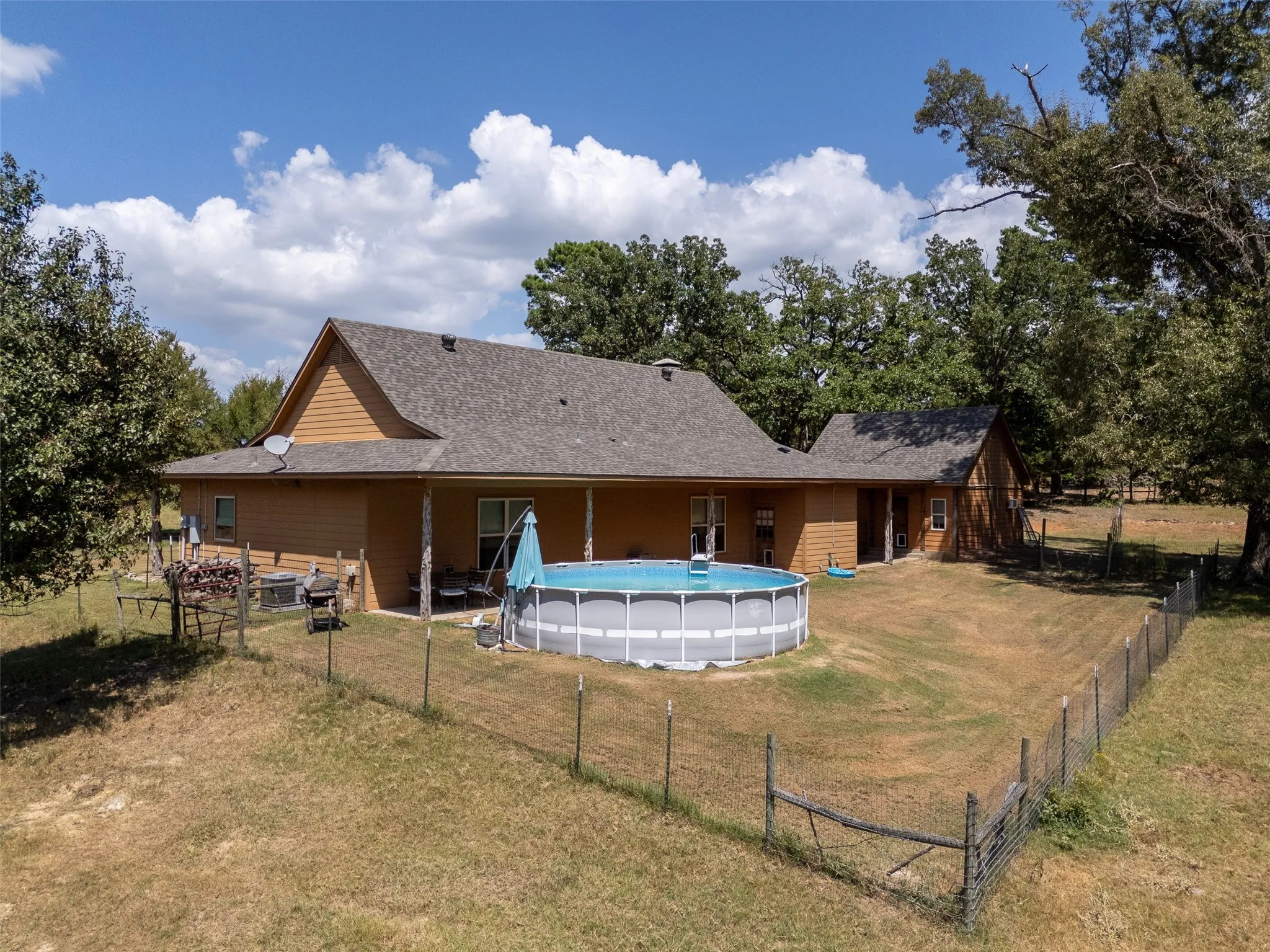 Ranch For Sale in Henderson County , 12701 FM 2010, Chandler, Texas 75758, 0, 0, Garage spaces, 0 Sqft, built in 2008, Price $1,075,000, mls#21020743, Real Estate Agent in Chandler, Homes For Sale in Henderson county, Homes For Sale in Chandler, Realtor in Chandler Texas, Real Estate Brokerage Independent Realty Texas, Luminita Cordes Realtor