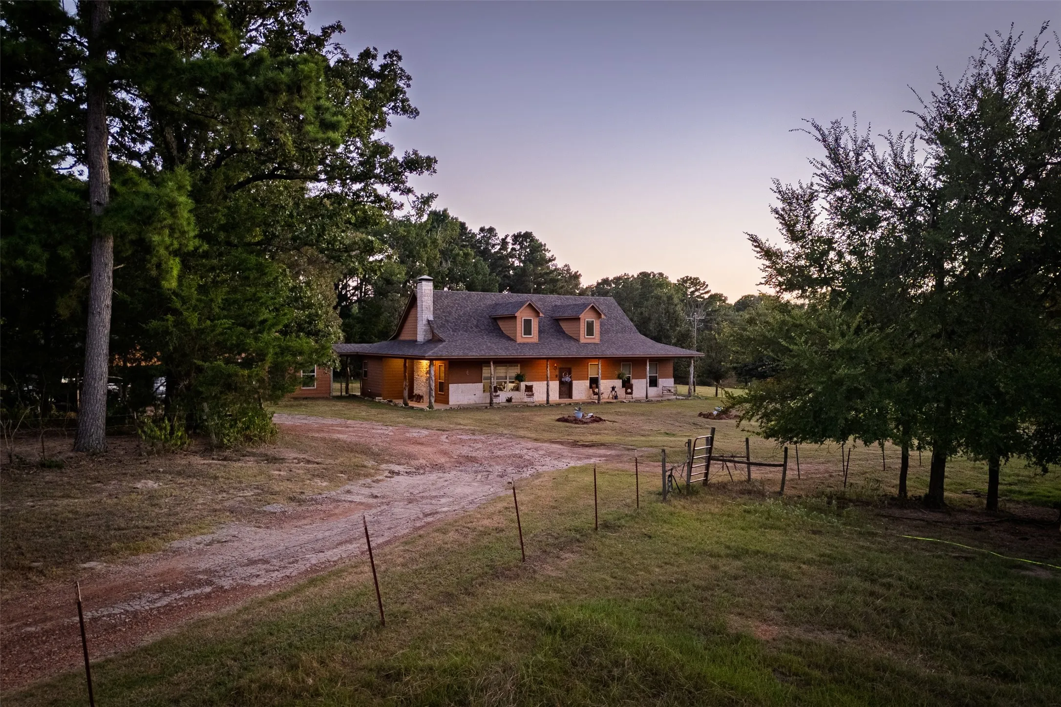 Ranch For Sale in Henderson County , 12701 FM 2010, Chandler, Texas 75758, 0, 0, Garage spaces, 0 Sqft, built in 2008, Price $1,075,000, mls#21020743, Real Estate Agent in Chandler, Homes For Sale in Henderson county, Homes For Sale in Chandler, Realtor in Chandler Texas, Real Estate Brokerage Independent Realty Texas, Luminita Cordes Realtor