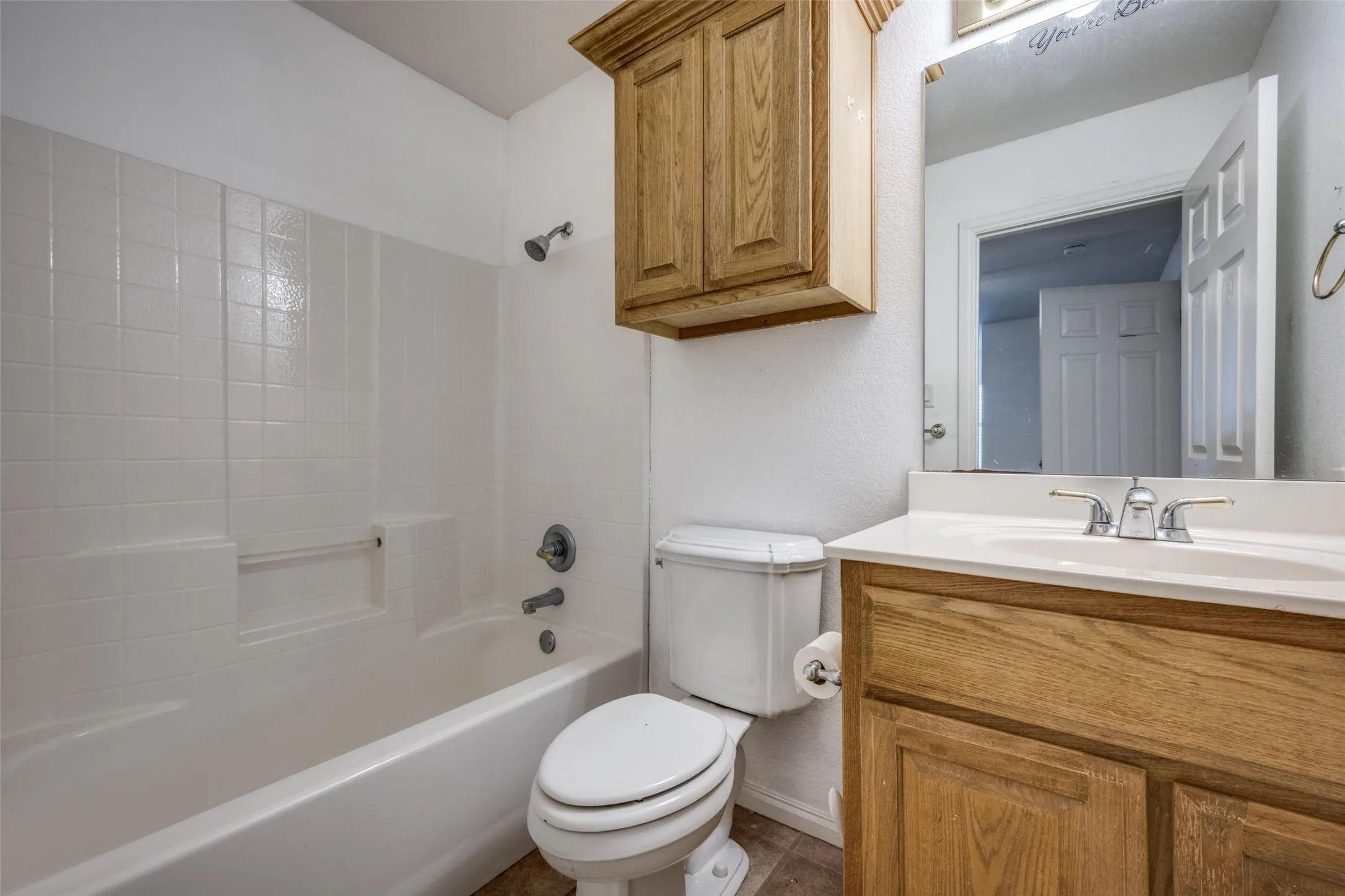 Single Family Residence For Sale in Wise County , 500 Navajo Court, Runaway Bay, Texas 76426, 3 Bedroom, 5 Bathroom, 3 Garage spaces, 3,380 Sqft, built in 2000, mls#21020336, Real Estate Agent in Runaway Bay, Homes For Sale in Wise county, Homes For Sale in Runaway Bay, Realtor in Runaway Bay Texas, Real Estate Brokerage Independent Realty Texas, Luminita Cordes Realtor