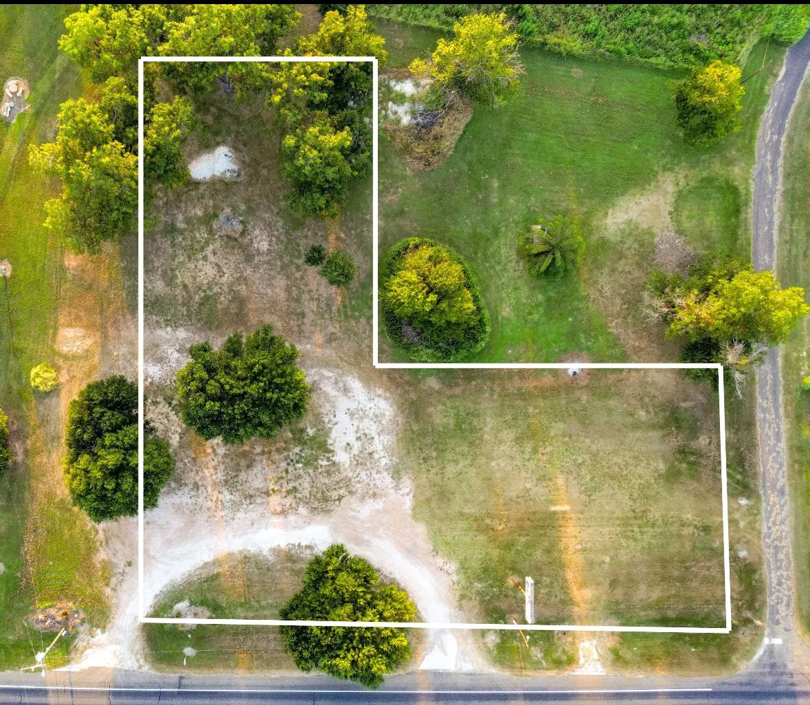 Improved Land For Sale in Robertson County , TBD N Commerce, Bremond, Texas 76629, 0, 0, Garage spaces, 0 Sqft, built in 0, Price $165,000, mls#21021026, Real Estate Agent in Bremond, Homes For Sale in Robertson county, Homes For Sale in Bremond, Realtor in Bremond Texas, Real Estate Brokerage Independent Realty Texas, Luminita Cordes Realtor
