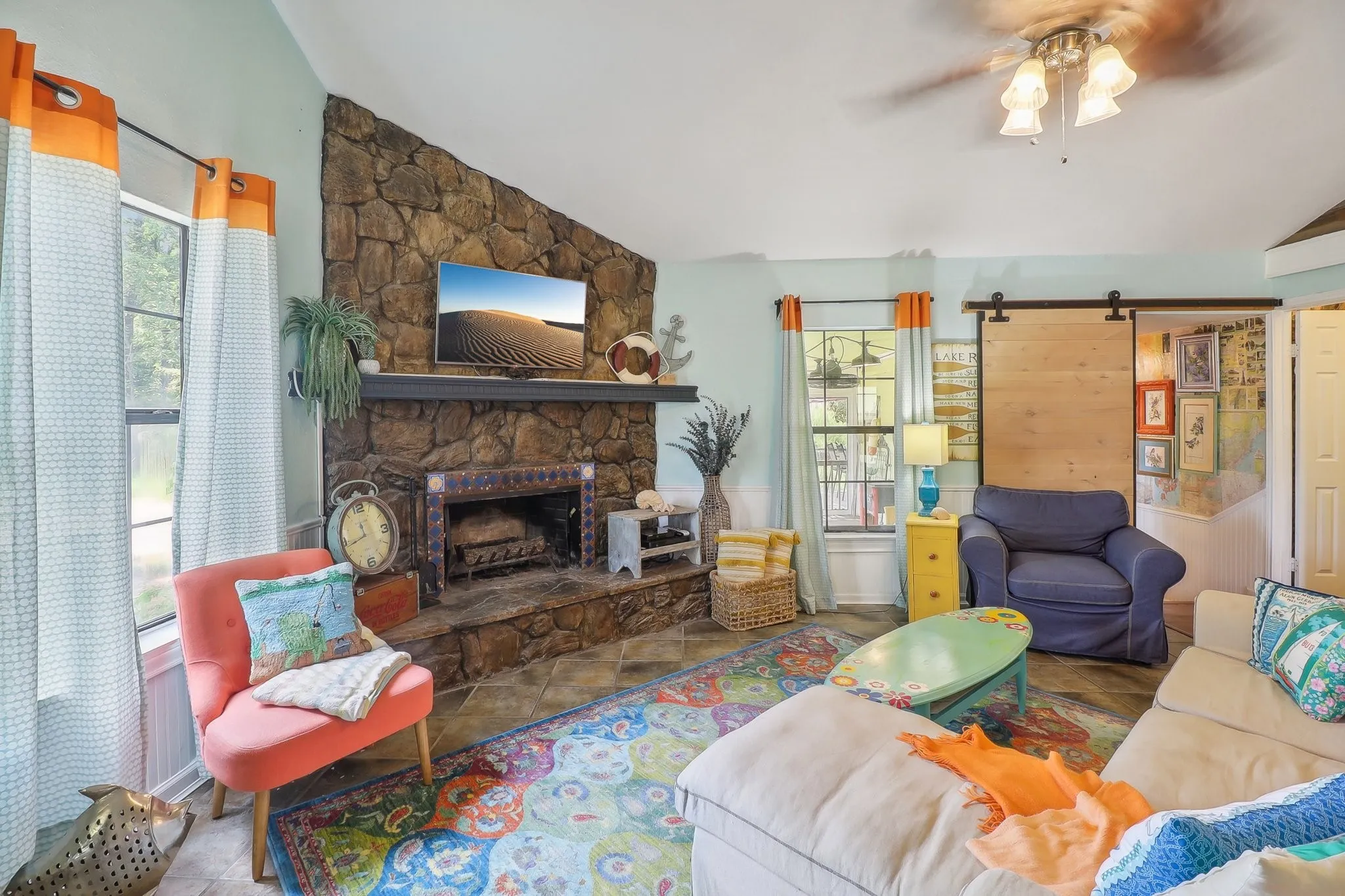 Single Family Residence For Sale in Henderson County , 176 Bayside Circle, Malakoff, Texas 75148, 2 Bedroom, 2 Bathroom, 1 Garage spaces, 1,048 Sqft, built in 1994, Preowned, mls#21021459, Real Estate Agent in Malakoff, Homes For Sale in Henderson county, Homes For Sale in Malakoff, Realtor in Malakoff Texas, Real Estate Brokerage Independent Realty Texas, Luminita Cordes Realtor