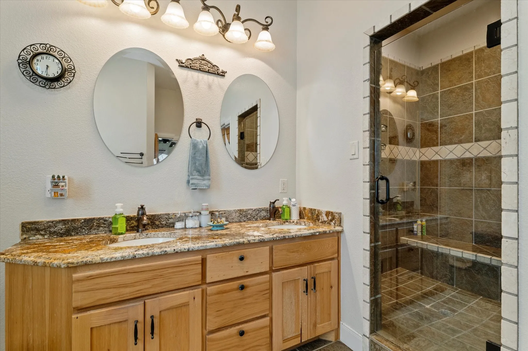 Farm For Sale in Parker County , 2801 Agnes Circle, Springtown, Texas 76082, 3 Bedrooms, 3 Bathrooms, 3 Garage spaces, 3,000 Sqft, built in 2005, Price $2,650,000, mls#21018958, Real Estate Agent in Springtown, Homes For Sale in Parker county, Homes For Sale in Springtown, Realtor in Springtown Texas, Real Estate Brokerage Independent Realty Texas, Luminita Cordes Realtor