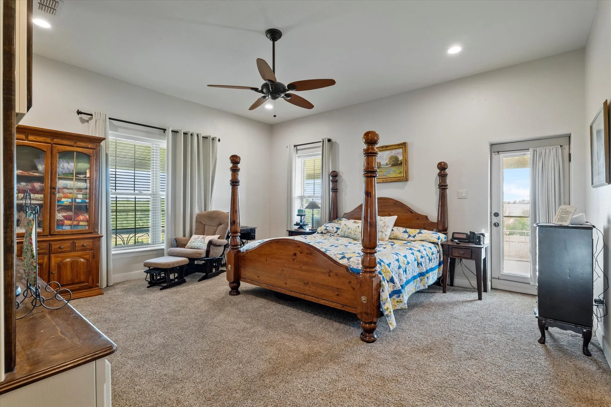 Farm For Sale in Parker County , 2801 Agnes Circle, Springtown, Texas 76082, 3 Bedrooms, 3 Bathrooms, 3 Garage spaces, 3,000 Sqft, built in 2005, Price $2,650,000, mls#21018958, Real Estate Agent in Springtown, Homes For Sale in Parker county, Homes For Sale in Springtown, Realtor in Springtown Texas, Real Estate Brokerage Independent Realty Texas, Luminita Cordes Realtor