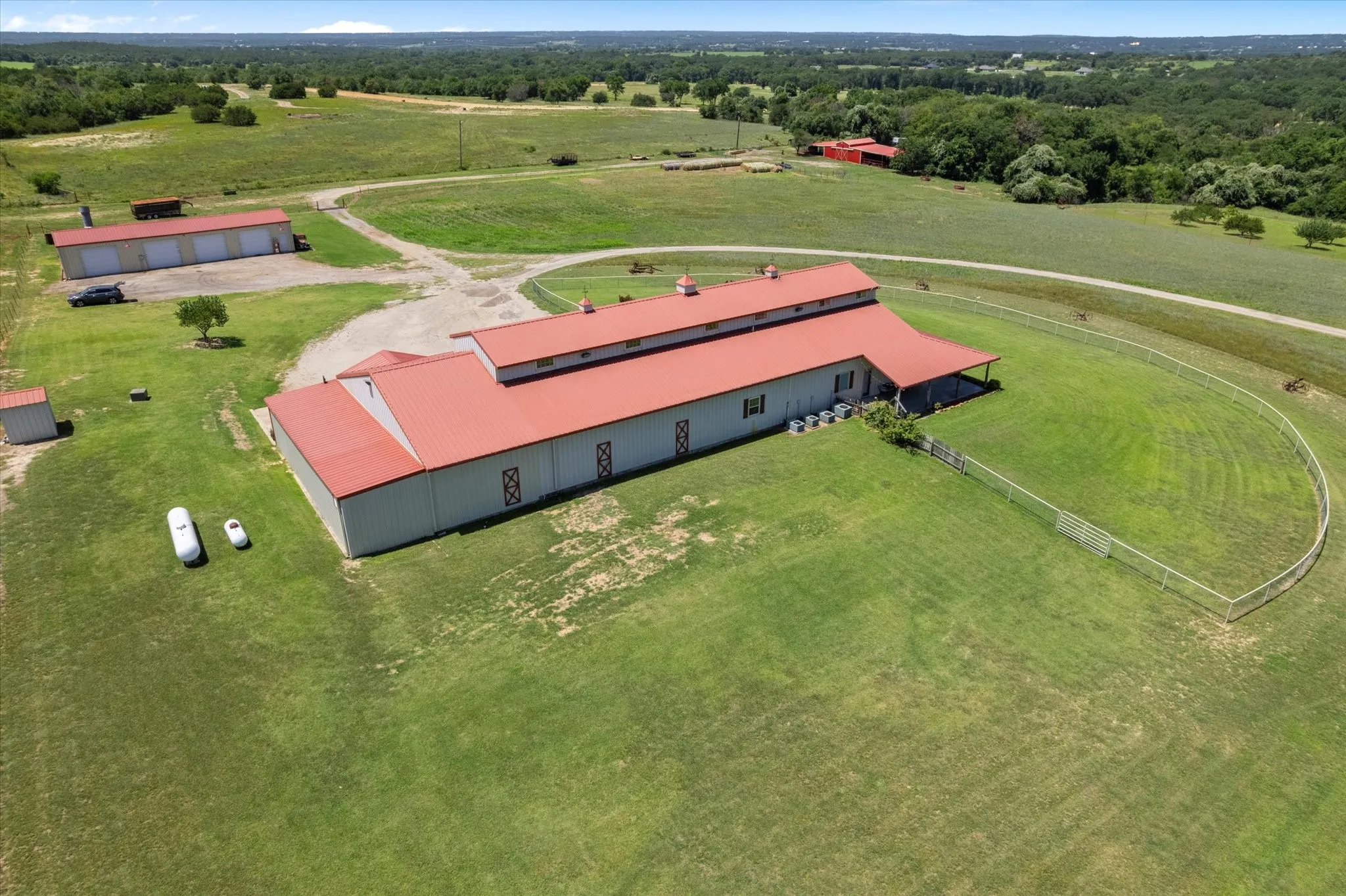 Farm For Sale in Parker County , 2801 Agnes Circle, Springtown, Texas 76082, 3 Bedrooms, 3 Bathrooms, 3 Garage spaces, 3,000 Sqft, built in 2005, Price $2,650,000, mls#21018958, Real Estate Agent in Springtown, Homes For Sale in Parker county, Homes For Sale in Springtown, Realtor in Springtown Texas, Real Estate Brokerage Independent Realty Texas, Luminita Cordes Realtor