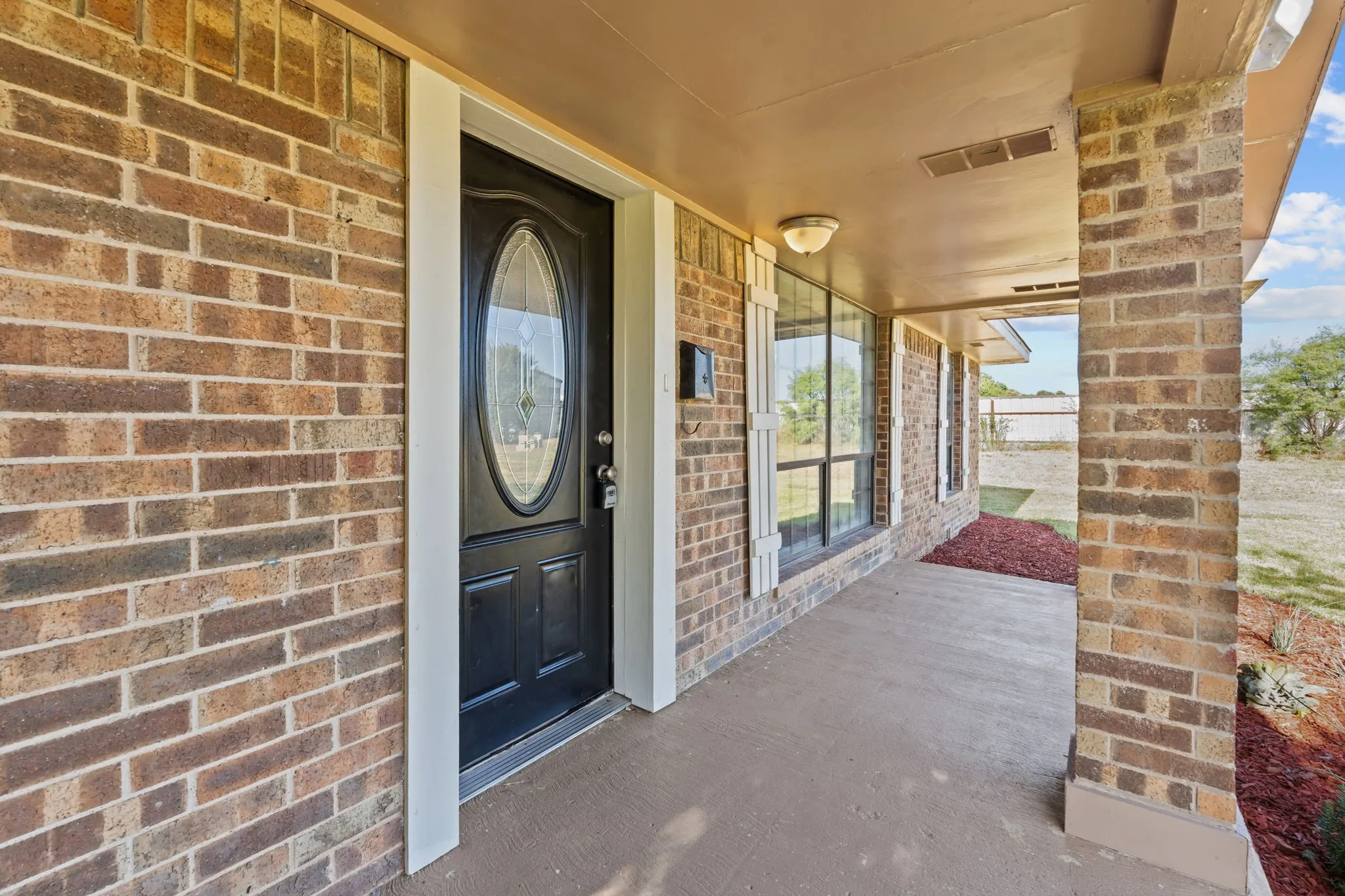 Single Family Residence For Sale in Parker County , 150 Sandlin Court, Springtown, Texas 76082, 5 Bedroom, 3 Bathroom, Garage spaces, 3,218 Sqft, built in 1985, mls#21020807, Real Estate Agent in Springtown, Homes For Sale in Parker county, Homes For Sale in Springtown, Realtor in Springtown Texas, Real Estate Brokerage Independent Realty Texas, Luminita Cordes Realtor