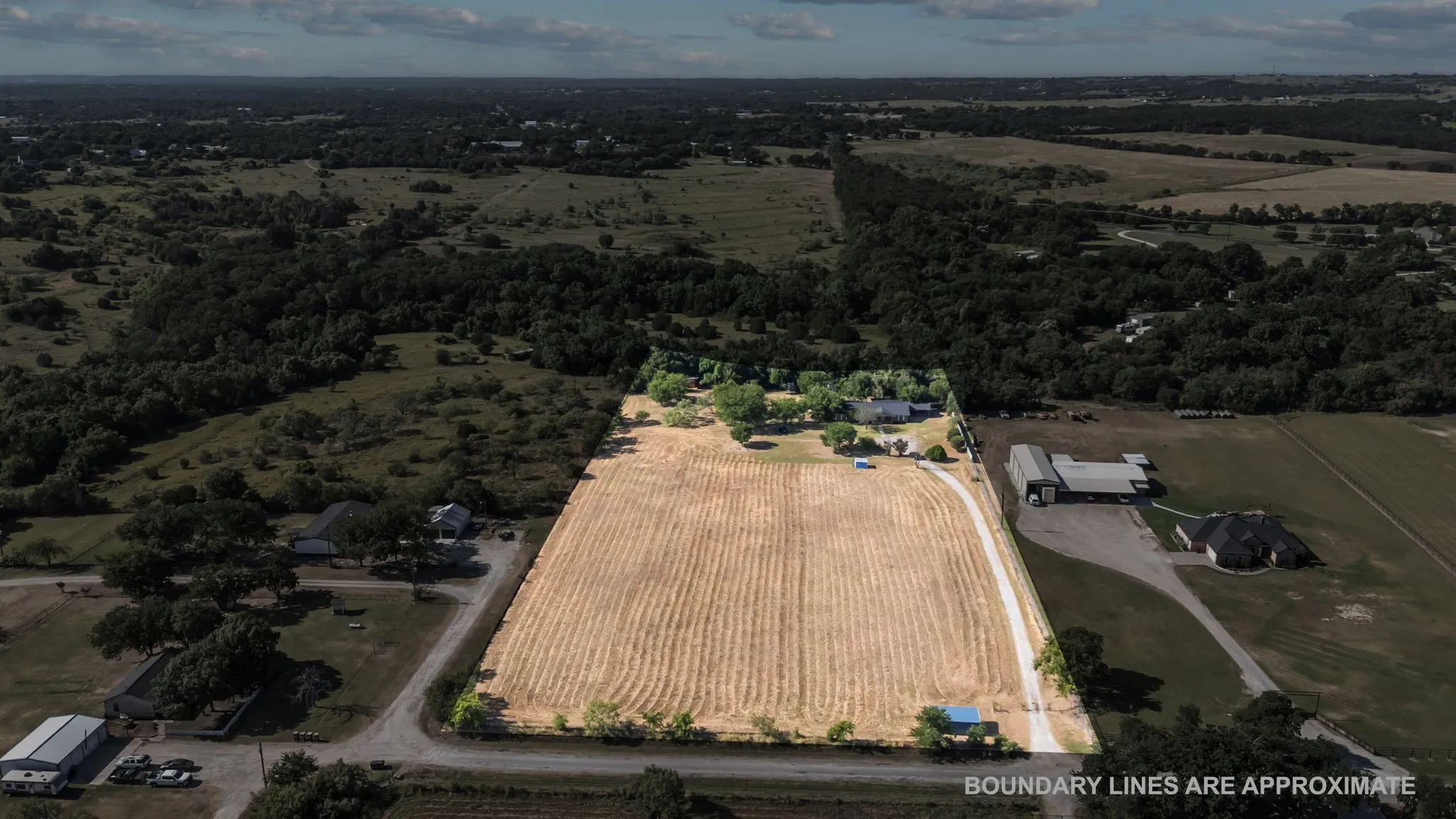 Single Family Residence For Sale in Parker County , 150 Sandlin Court, Springtown, Texas 76082, 5 Bedroom, 3 Bathroom, Garage spaces, 3,218 Sqft, built in 1985, mls#21020807, Real Estate Agent in Springtown, Homes For Sale in Parker county, Homes For Sale in Springtown, Realtor in Springtown Texas, Real Estate Brokerage Independent Realty Texas, Luminita Cordes Realtor