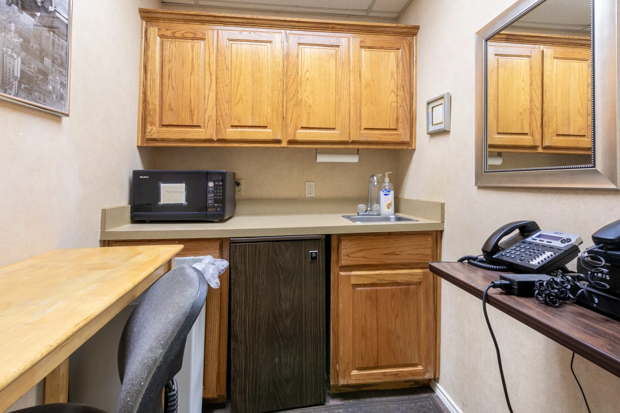 Office For Sale in Tarrant County , 2335 W Green Oaks Boulevard, Arlington, Texas 76016, 0, 0, Garage spaces, 0 Sqft, built in 1983, Preowned, mls#21019909, Real Estate Agent in Arlington, Homes For Sale in Tarrant county, Homes For Sale in Arlington, Realtor in Arlington Texas, Real Estate Brokerage Independent Realty Texas, Luminita Cordes Realtor