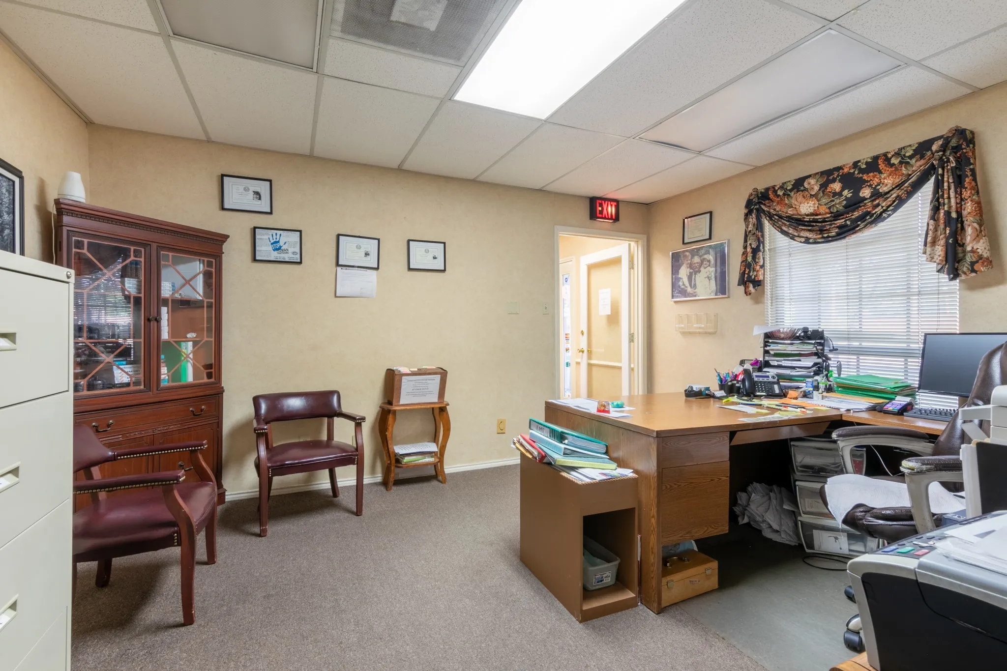 Office For Sale in Tarrant County , 2335 W Green Oaks Boulevard, Arlington, Texas 76016, 0, 0, Garage spaces, 0 Sqft, built in 1983, Preowned, mls#21019909, Real Estate Agent in Arlington, Homes For Sale in Tarrant county, Homes For Sale in Arlington, Realtor in Arlington Texas, Real Estate Brokerage Independent Realty Texas, Luminita Cordes Realtor