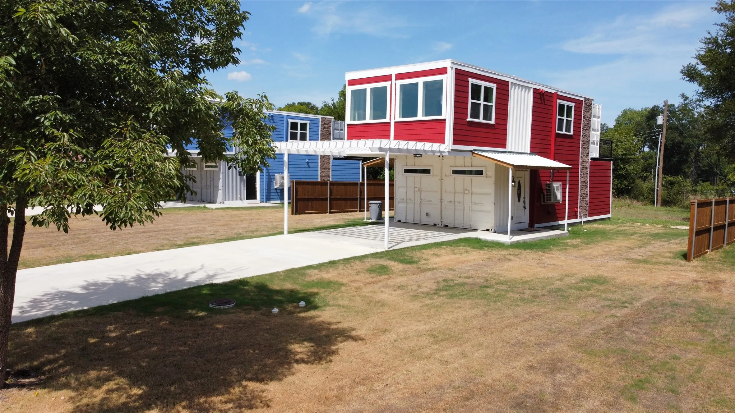 Single Family Residence For Sale in Hunt County , 1228 Kennie Drive, Commerce, Texas 75428, 3 Bedroom, 3 Bathroom, Garage spaces, 1,248 Sqft, built in 2022, Preowned, mls#21019382, Real Estate Agent in Commerce, Homes For Sale in Hunt county, Homes For Sale in Commerce, Realtor in Commerce Texas, Real Estate Brokerage Independent Realty Texas, Luminita Cordes Realtor