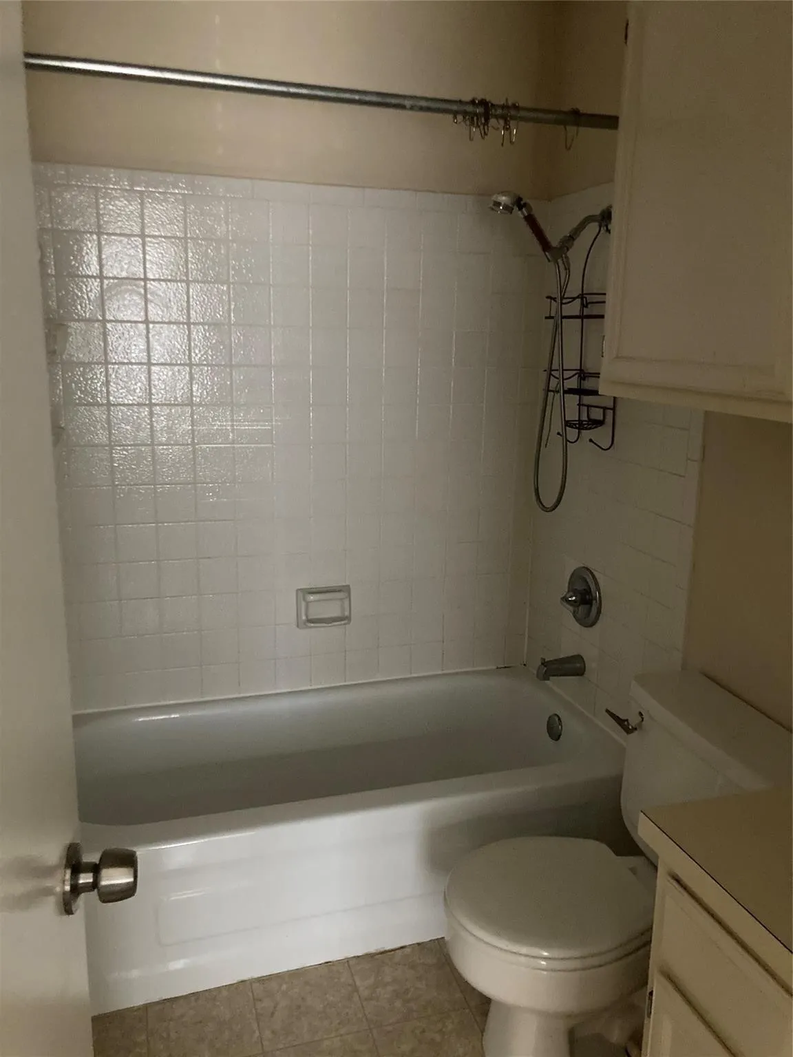 Condominium For Sale in Dallas County , 9170 Forest Lane 226, Dallas, Texas 75243, 2 Bedroom, 2 Bathroom, Garage spaces, 868 Sqft, built in 1981, mls#21021616, Real Estate Agent in Dallas, Homes For Sale in Dallas county, Homes For Sale in Dallas, Realtor in Dallas Texas, Real Estate Brokerage Independent Realty Texas, Luminita Cordes Realtor
