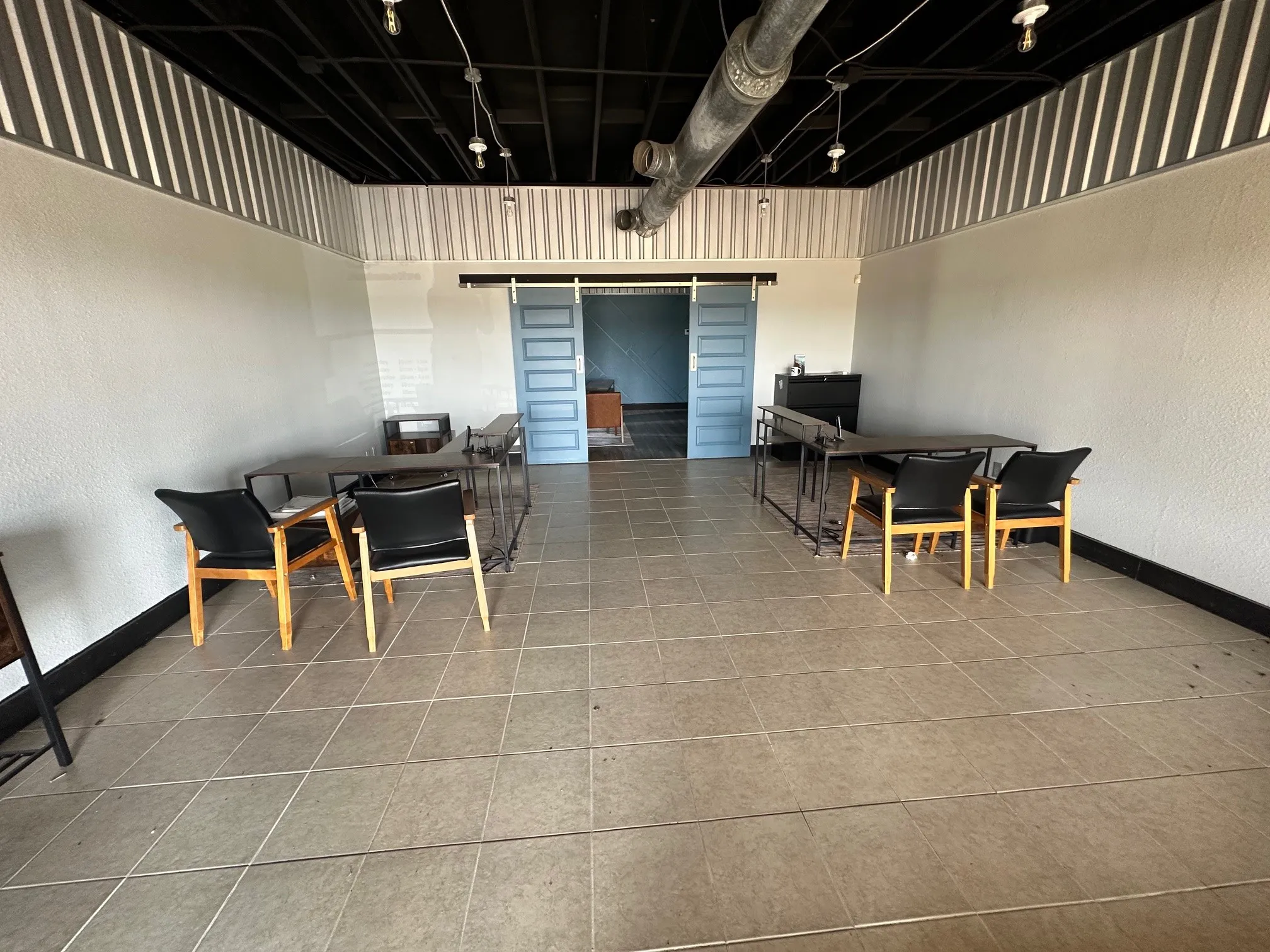 Warehouse For Rent in Grayson County , 3111 S Travis Road, Sherman, Texas 75090, 0, 0, Garage spaces, 0 Sqft, built in 2000, Preowned, Price $3,500, mls#21022579, Real Estate Agent in Sherman, Homes For Rent in Grayson county, Homes For Rent in Sherman, Realtor in Sherman Texas, Real Estate Brokerage Independent Realty Texas, Luminita Cordes Realtor
