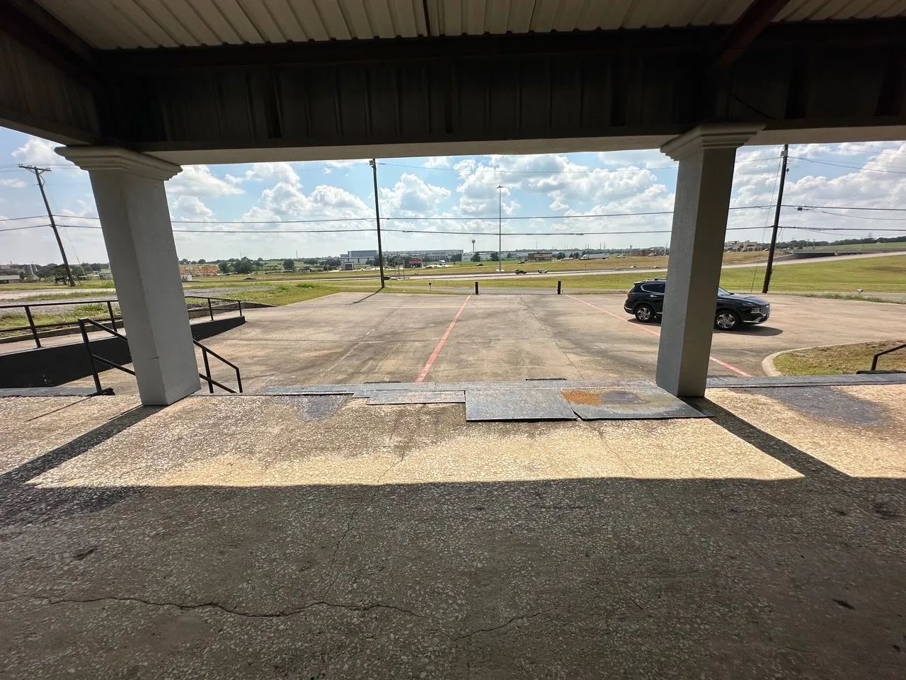 Warehouse For Rent in Grayson County , 3111 S Travis Road, Sherman, Texas 75090, 0, 0, Garage spaces, 0 Sqft, built in 2000, Preowned, Price $3,500, mls#21022579, Real Estate Agent in Sherman, Homes For Rent in Grayson county, Homes For Rent in Sherman, Realtor in Sherman Texas, Real Estate Brokerage Independent Realty Texas, Luminita Cordes Realtor