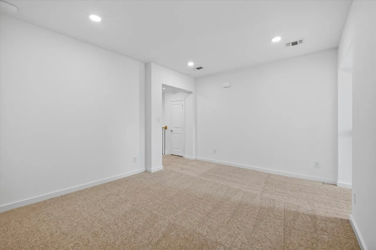 Single Family Residence For Sale in Grayson County , 3701 Arrowhead Lane, Sherman, Texas 75092, 4 Bedroom, 4 Bathroom, 2 Garage spaces, 2,648 Sqft, built in 2025, New Construction - Incomplete, mls#21022672, Real Estate Agent in Sherman, Homes For Sale in Grayson county, Homes For Sale in Sherman, Realtor in Sherman Texas, Real Estate Brokerage Independent Realty Texas, Luminita Cordes Realtor