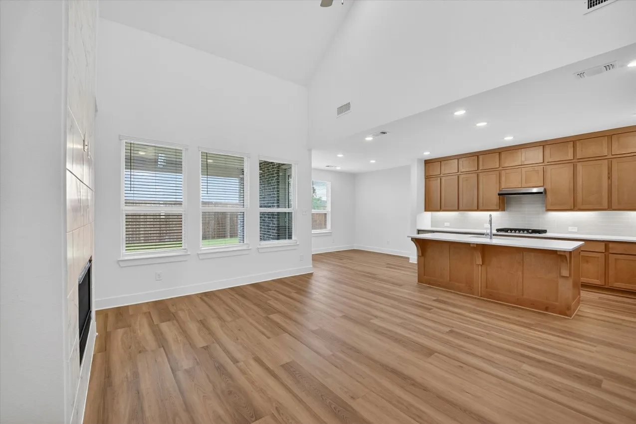 Single Family Residence For Sale in Grayson County , 3701 Arrowhead Lane, Sherman, Texas 75092, 4 Bedroom, 4 Bathroom, 2 Garage spaces, 2,648 Sqft, built in 2025, New Construction - Incomplete, mls#21022672, Real Estate Agent in Sherman, Homes For Sale in Grayson county, Homes For Sale in Sherman, Realtor in Sherman Texas, Real Estate Brokerage Independent Realty Texas, Luminita Cordes Realtor