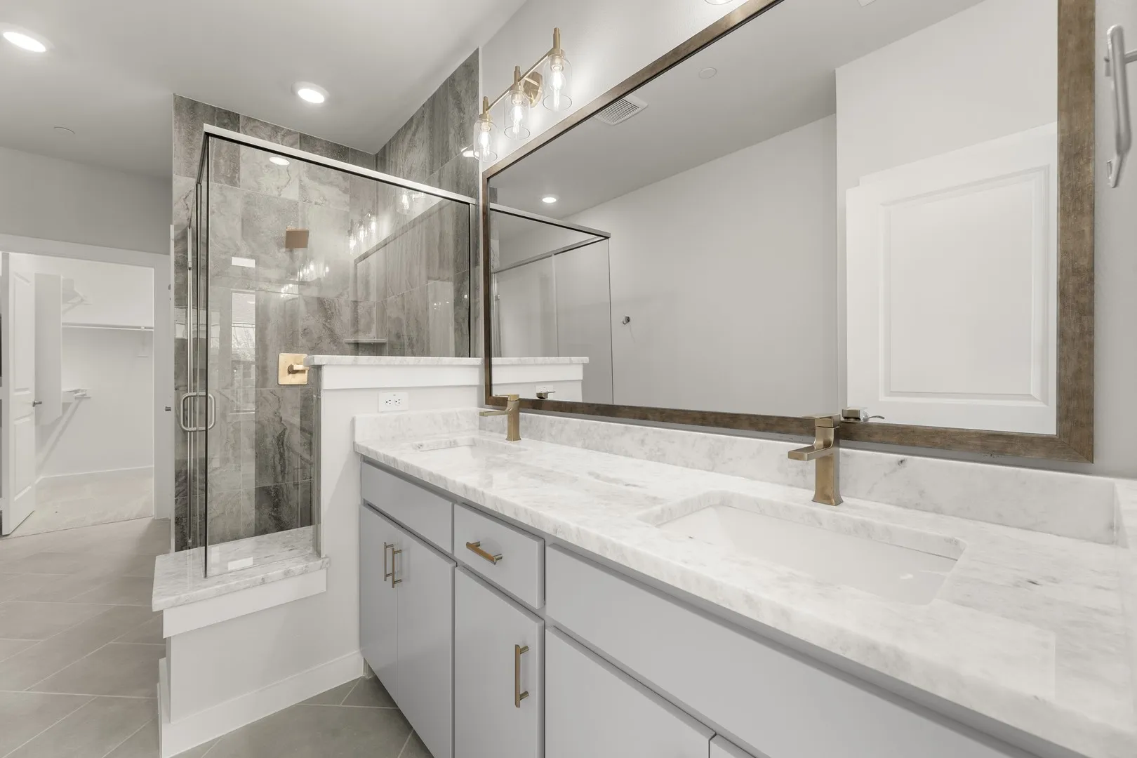 21. 628 Oakridge - Bath