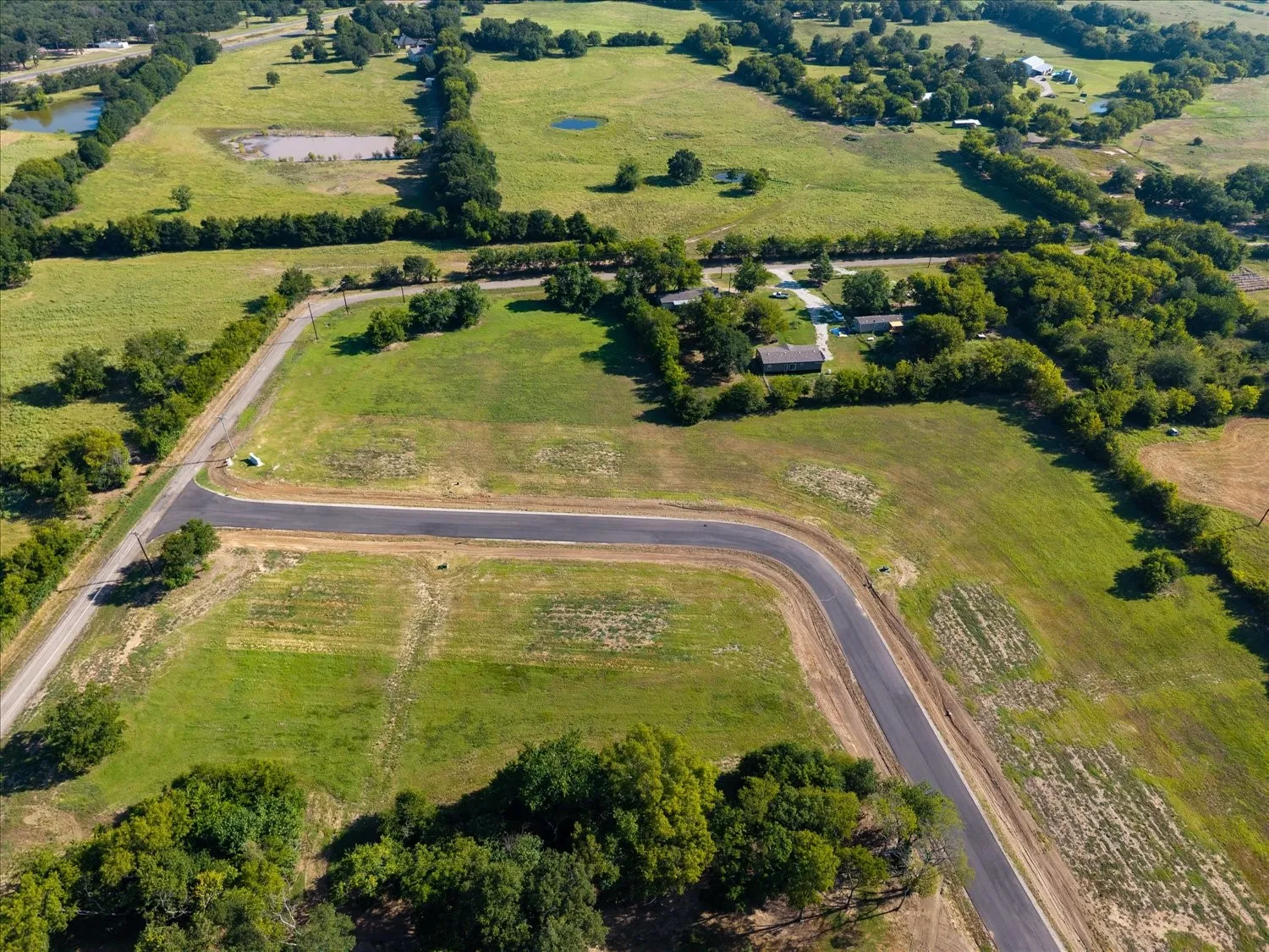 Unimproved Land For Sale in Hunt County , Lot 7 Sundance Circle, Campbell, Texas 75422, 0, 0, Garage spaces, 0 Sqft, built in 0, mls#21023292, Real Estate Agent in Campbell, Homes For Sale in Hunt county, Homes For Sale in Campbell, Realtor in Campbell Texas, Real Estate Brokerage Independent Realty Texas, Luminita Cordes Realtor