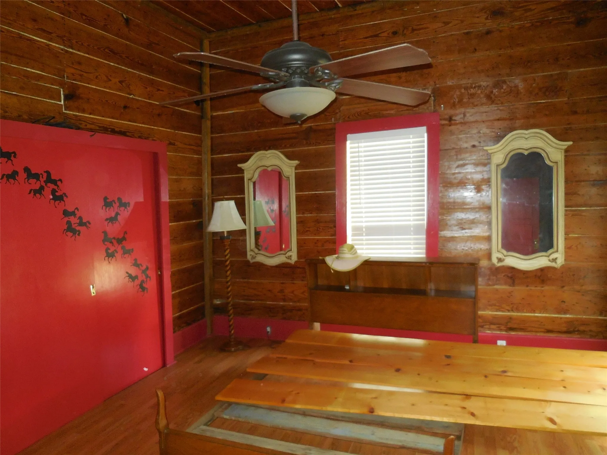 Single Family Residence For Sale in Eastland County , 316 Mesquite Street, Ranger, Texas 76470, 2 Bedroom, 1 Bathroom, Garage spaces, 1,308 Sqft, built in 1930, mls#21023440, Real Estate Agent in Ranger, Homes For Sale in Eastland county, Homes For Sale in Ranger, Realtor in Ranger Texas, Real Estate Brokerage Independent Realty Texas, Luminita Cordes Realtor