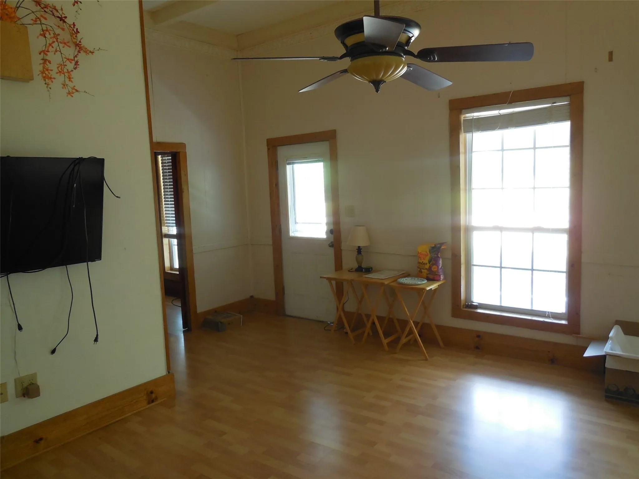 Single Family Residence For Sale in Eastland County , 316 Mesquite Street, Ranger, Texas 76470, 2 Bedroom, 1 Bathroom, Garage spaces, 1,308 Sqft, built in 1930, mls#21023440, Real Estate Agent in Ranger, Homes For Sale in Eastland county, Homes For Sale in Ranger, Realtor in Ranger Texas, Real Estate Brokerage Independent Realty Texas, Luminita Cordes Realtor