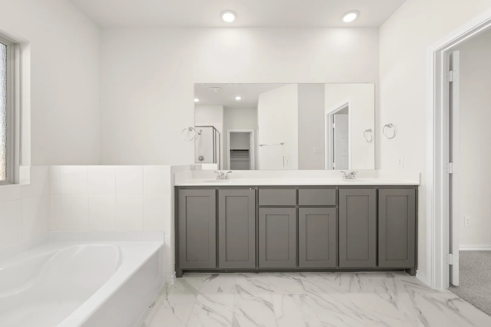 741 Scarlet Sage-  Primary Suite-5