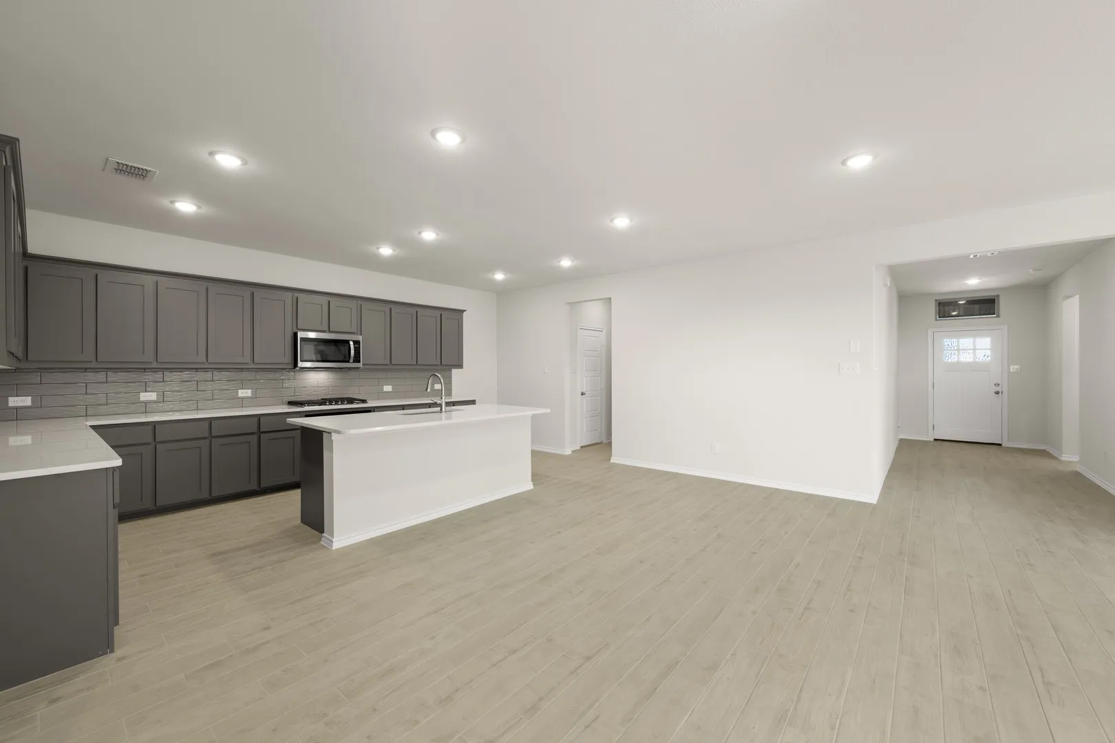 741 Scarlet Sage- L Dining-2