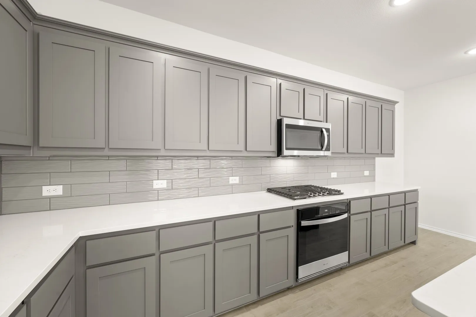 741 Scarlet Sage-  Kitchen-4