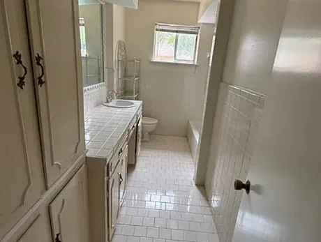 Condominium For Rent in Dallas County , 8620 Baltimore Drive 101, Dallas, Texas 75225, 2 Bedroom, 2 Bathroom, Garage spaces, 1,255 Sqft, built in 1960, mls#21022377, Real Estate Agent in Dallas, Homes For Rent in Dallas county, Homes For Rent in Dallas, Realtor in Dallas Texas, Real Estate Brokerage Independent Realty Texas, Luminita Cordes Realtor