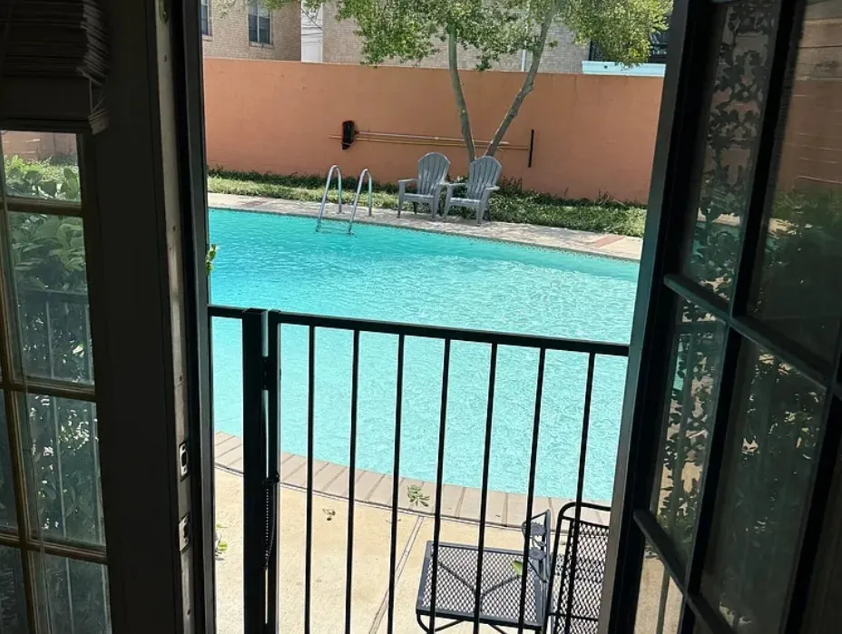 Condominium For Rent in Dallas County , 8620 Baltimore Drive 101, Dallas, Texas 75225, 2 Bedroom, 2 Bathroom, Garage spaces, 1,255 Sqft, built in 1960, mls#21022377, Real Estate Agent in Dallas, Homes For Rent in Dallas county, Homes For Rent in Dallas, Realtor in Dallas Texas, Real Estate Brokerage Independent Realty Texas, Luminita Cordes Realtor