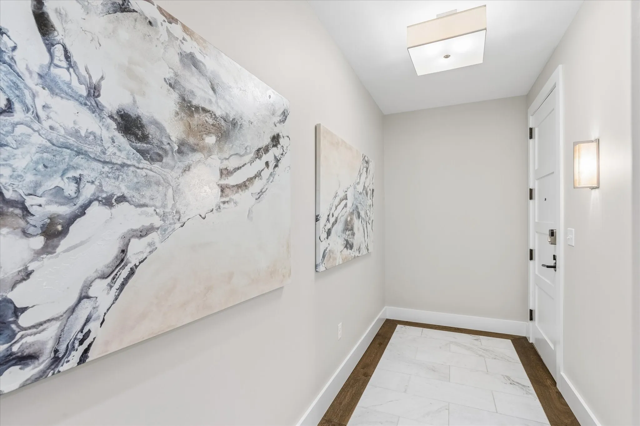 Condominium For Sale in Tarrant County , 350 Central Avenue 202, Southlake, Texas 76092, 3 Bedroom, 3 Bathroom, 2 Garage spaces, 2,566 Sqft, built in 2020, Preowned, mls#21021156, Real Estate Agent in Southlake, Homes For Sale in Tarrant county, Homes For Sale in Southlake, Realtor in Southlake Texas, Real Estate Brokerage Independent Realty Texas, Luminita Cordes Realtor
