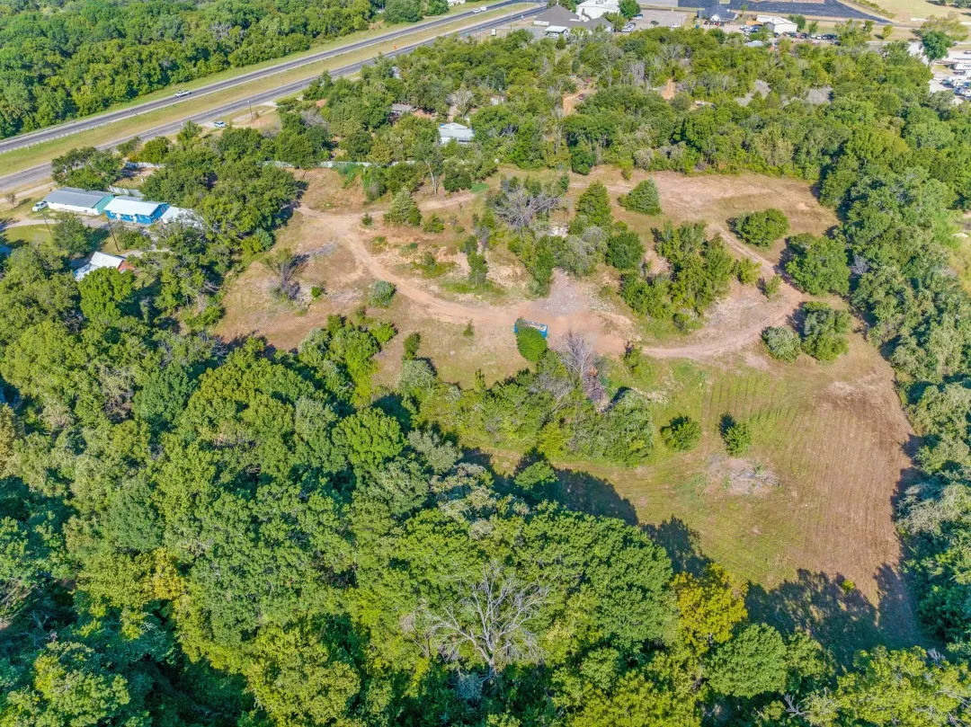 Aerial view of property and surrounding area