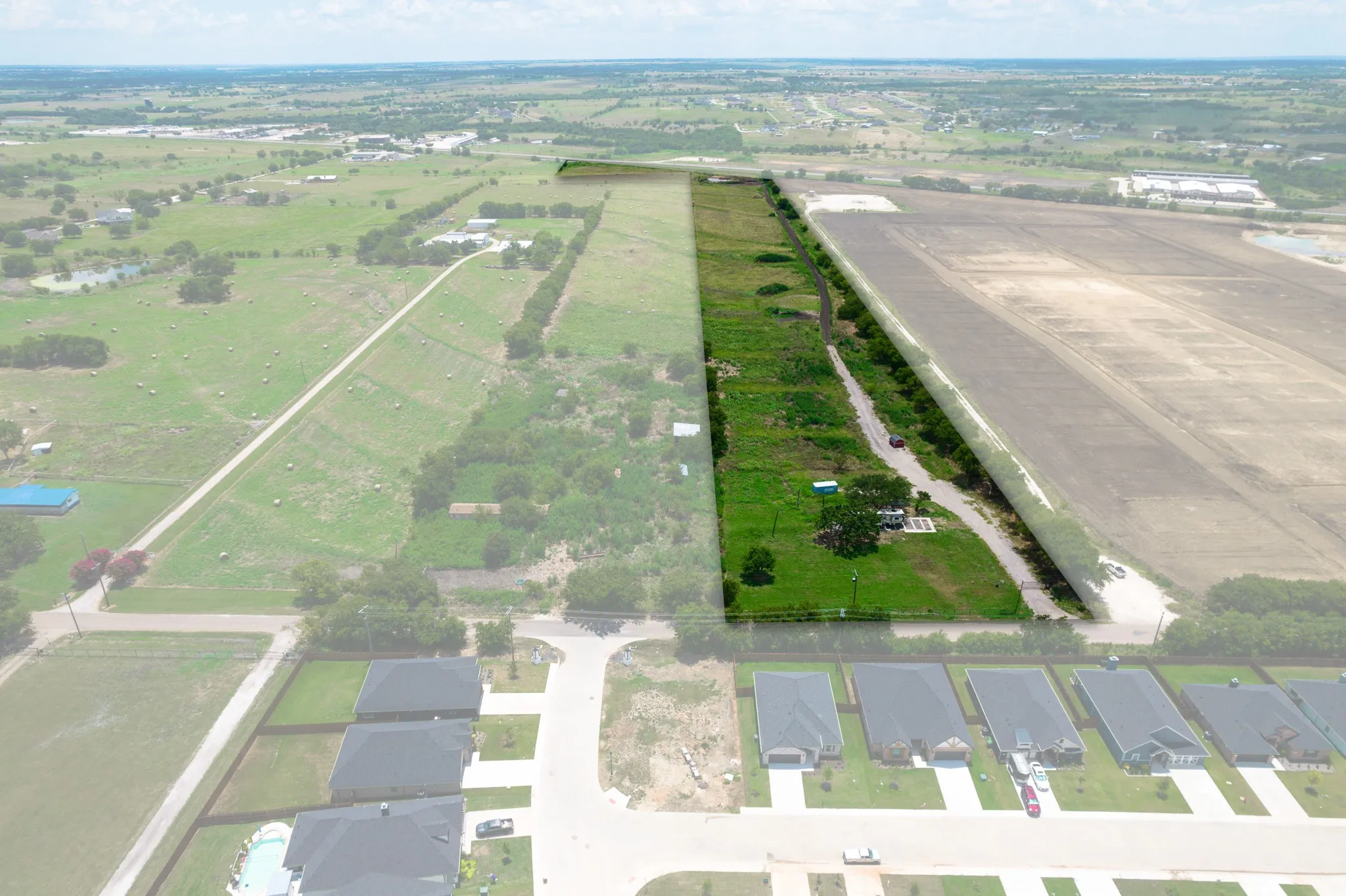 Aerial overview of property's location