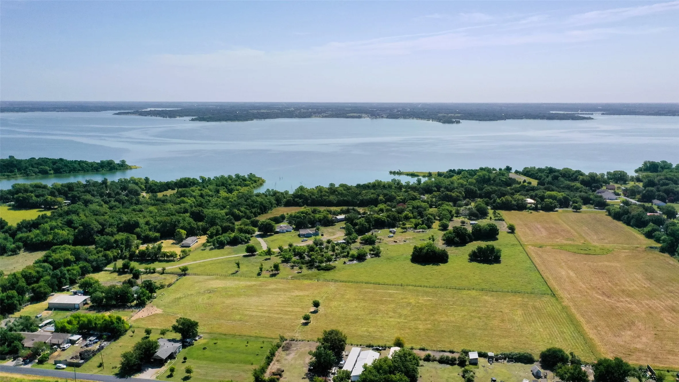 Single Family Residence For Sale in Collin County , 11381 County Road 739, Princeton, Texas 75407, 3 Bedroom, 2 Bathroom, Garage spaces, 2,120 Sqft, built in 1970, Preowned, mls#21024622, Real Estate Agent in Princeton, Homes For Sale in Collin county, Homes For Sale in Princeton, Realtor in Princeton Texas, Real Estate Brokerage Independent Realty Texas, Luminita Cordes Realtor