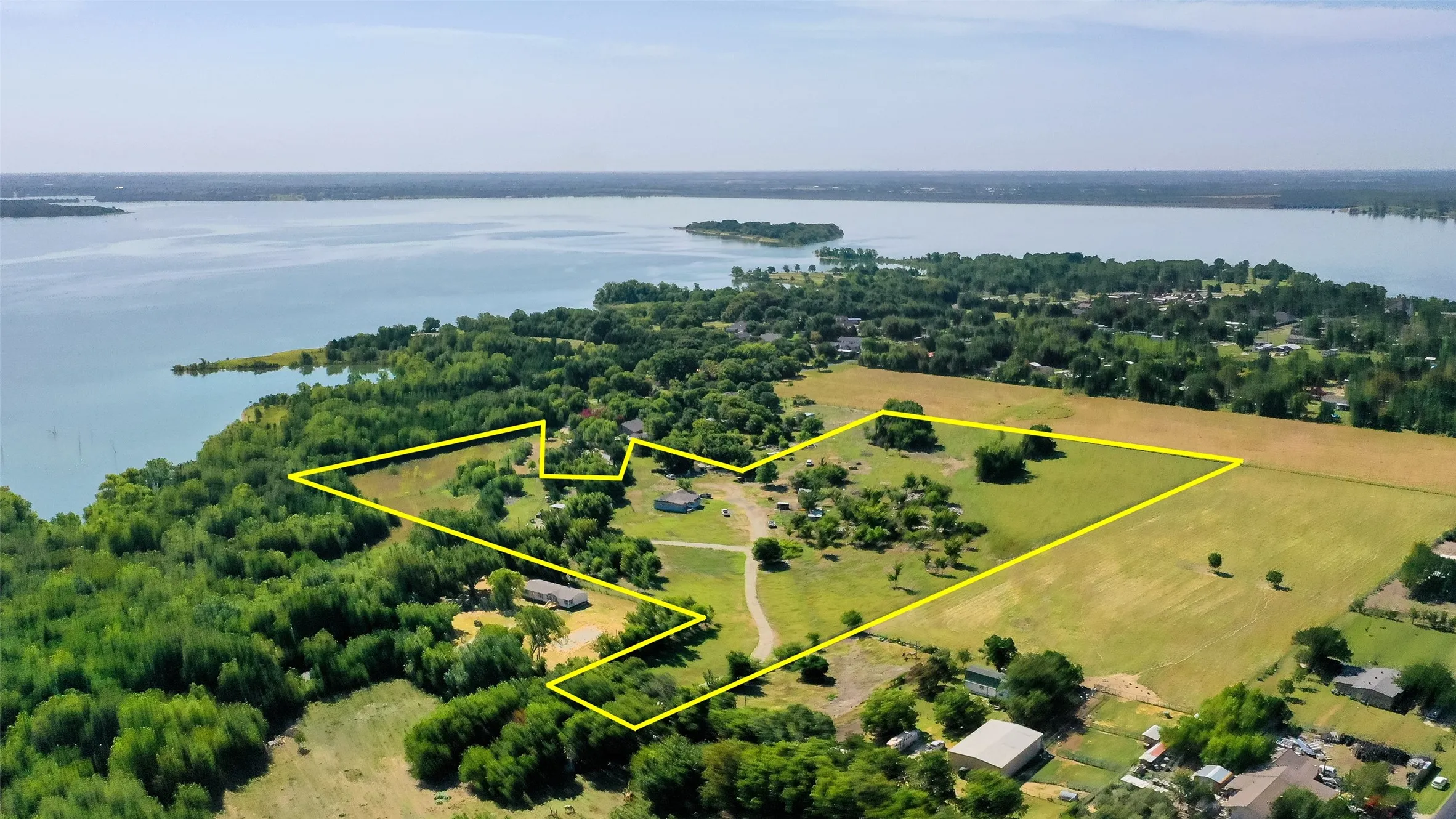 Single Family Residence For Sale in Collin County , 11381 County Road 739, Princeton, Texas 75407, 3 Bedroom, 2 Bathroom, Garage spaces, 2,120 Sqft, built in 1970, Preowned, mls#21024622, Real Estate Agent in Princeton, Homes For Sale in Collin county, Homes For Sale in Princeton, Realtor in Princeton Texas, Real Estate Brokerage Independent Realty Texas, Luminita Cordes Realtor
