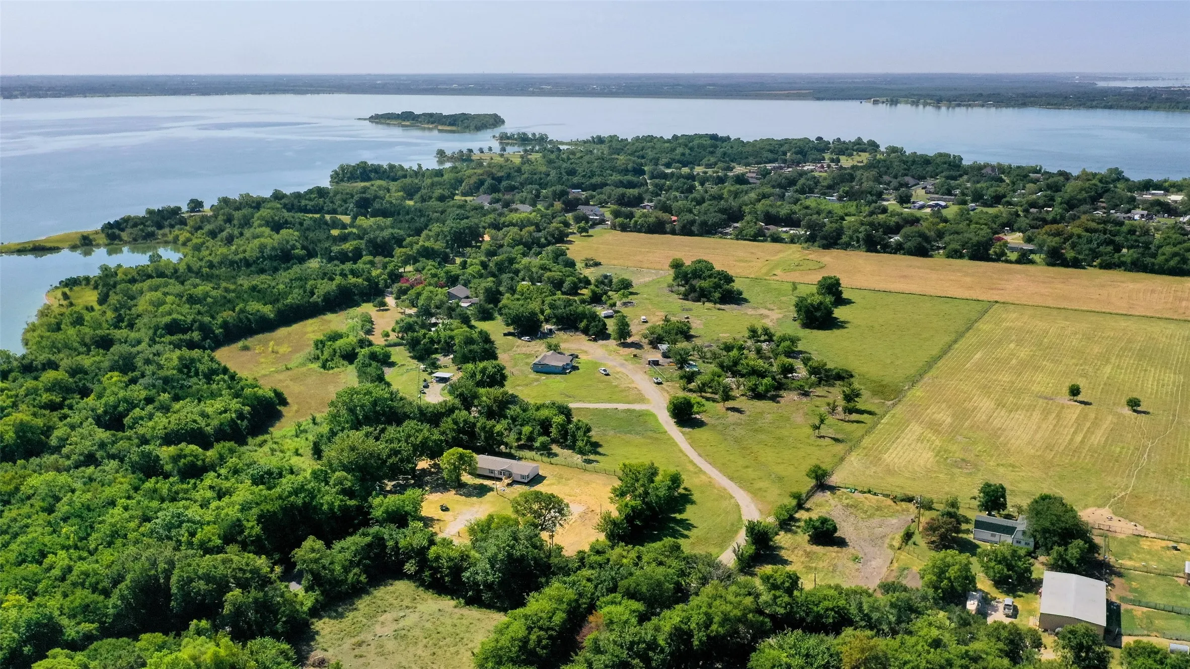 Single Family Residence For Sale in Collin County , 11381 County Road 739, Princeton, Texas 75407, 3 Bedroom, 2 Bathroom, Garage spaces, 2,120 Sqft, built in 1970, Preowned, mls#21024622, Real Estate Agent in Princeton, Homes For Sale in Collin county, Homes For Sale in Princeton, Realtor in Princeton Texas, Real Estate Brokerage Independent Realty Texas, Luminita Cordes Realtor