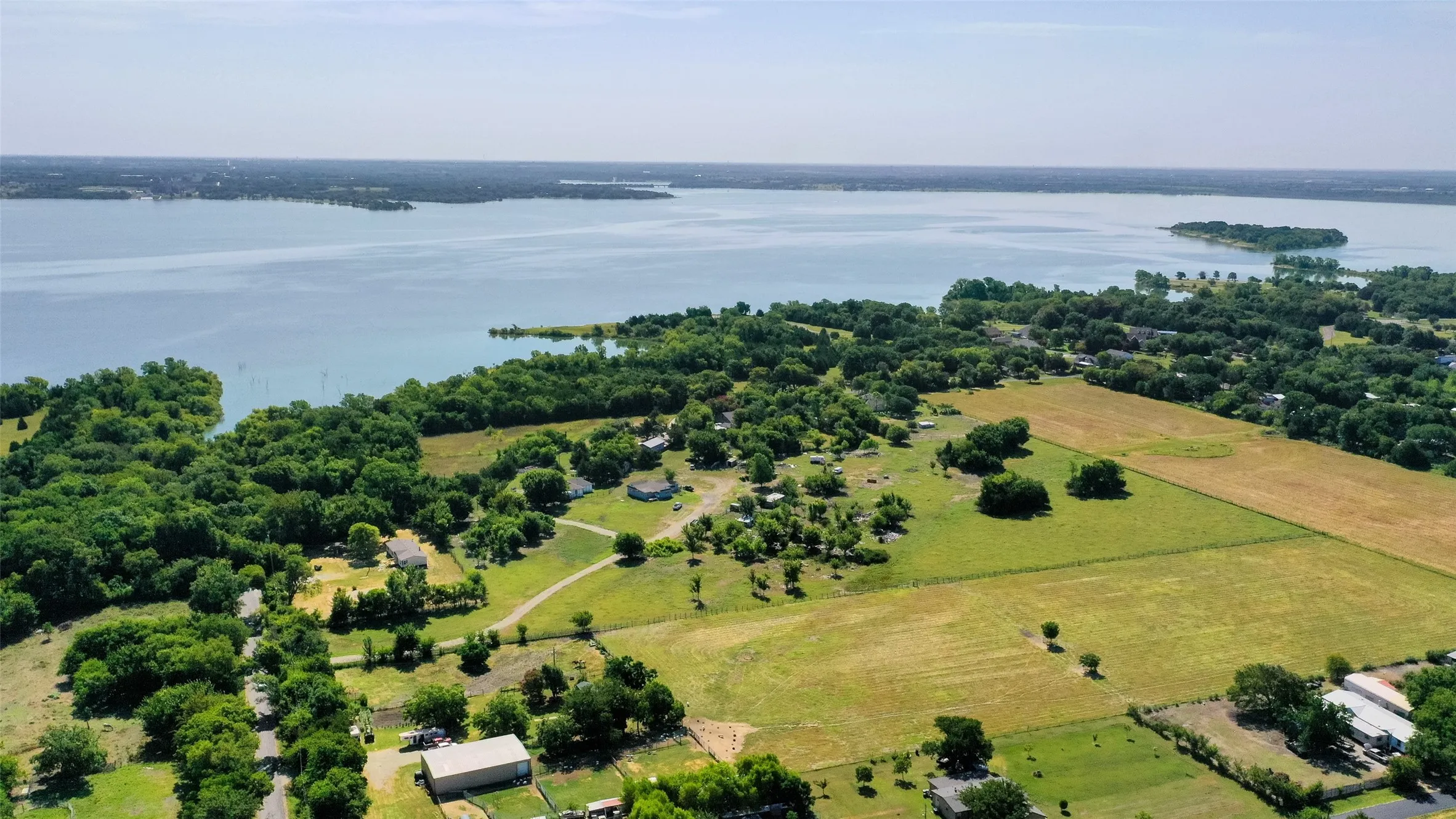 Single Family Residence For Sale in Collin County , 11381 County Road 739, Princeton, Texas 75407, 3 Bedroom, 2 Bathroom, Garage spaces, 2,120 Sqft, built in 1970, Preowned, mls#21024622, Real Estate Agent in Princeton, Homes For Sale in Collin county, Homes For Sale in Princeton, Realtor in Princeton Texas, Real Estate Brokerage Independent Realty Texas, Luminita Cordes Realtor