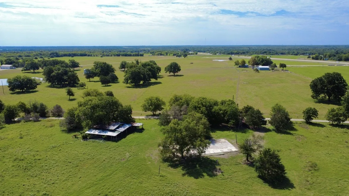 Unimproved Land For Sale in Navarro County , 800 S 45 Highway E, Richland, Texas 76681, 0, 0, Garage spaces, 0 Sqft, built in 1971, Price $325,000, mls#21015045, Real Estate Agent in Richland, Homes For Sale in Navarro county, Homes For Sale in Richland, Realtor in Richland Texas, Real Estate Brokerage Independent Realty Texas, Luminita Cordes Realtor