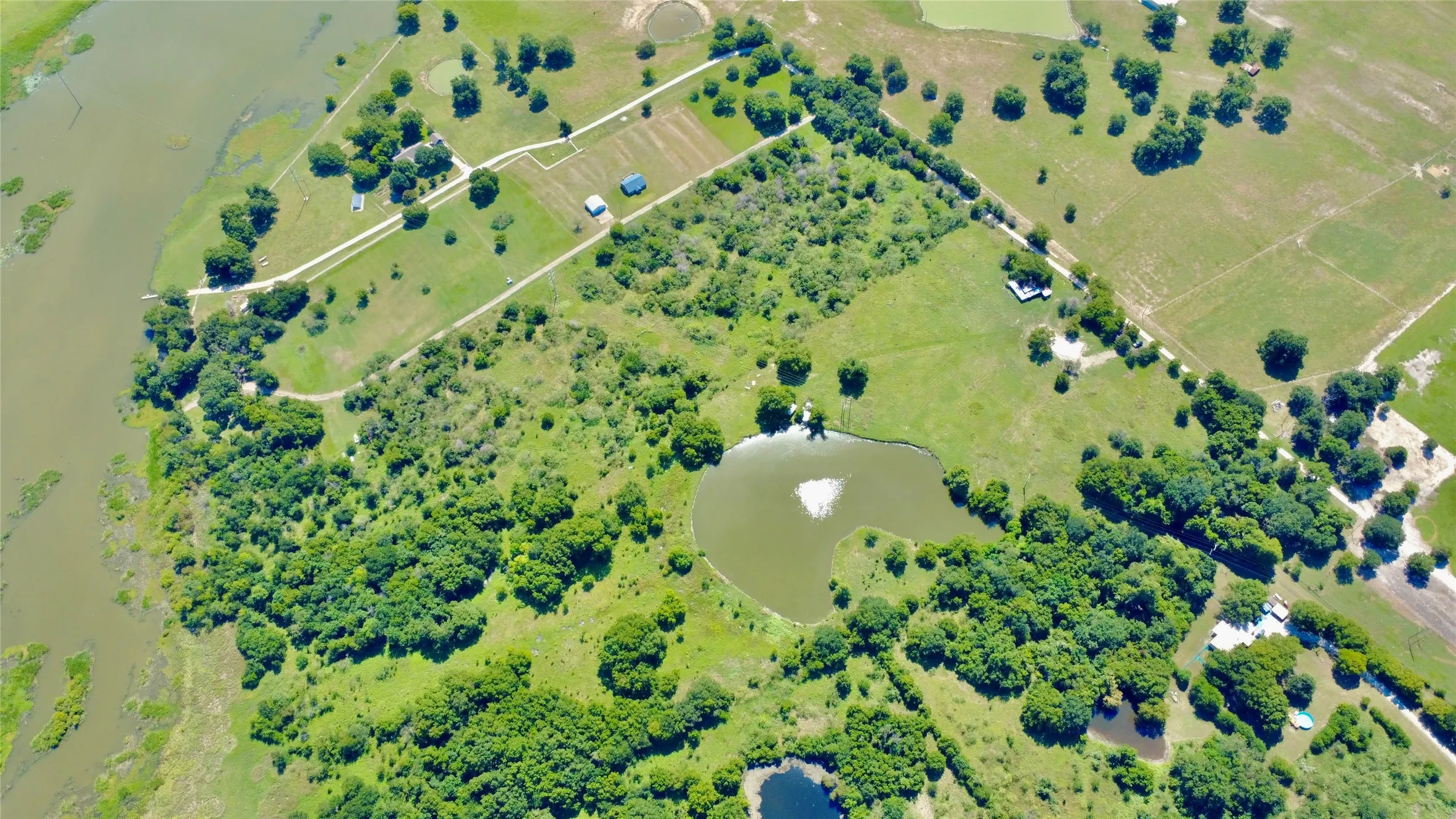 Unimproved Land For Sale in Navarro County , 800 S 45 Highway E, Richland, Texas 76681, 0, 0, Garage spaces, 0 Sqft, built in 1971, Price $325,000, mls#21015045, Real Estate Agent in Richland, Homes For Sale in Navarro county, Homes For Sale in Richland, Realtor in Richland Texas, Real Estate Brokerage Independent Realty Texas, Luminita Cordes Realtor