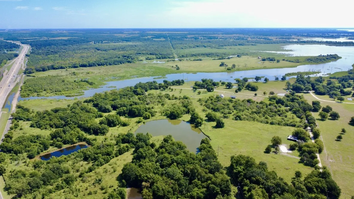 Unimproved Land For Sale in Navarro County , 800 S 45 Highway E, Richland, Texas 76681, 0, 0, Garage spaces, 0 Sqft, built in 1971, Price $325,000, mls#21015045, Real Estate Agent in Richland, Homes For Sale in Navarro county, Homes For Sale in Richland, Realtor in Richland Texas, Real Estate Brokerage Independent Realty Texas, Luminita Cordes Realtor