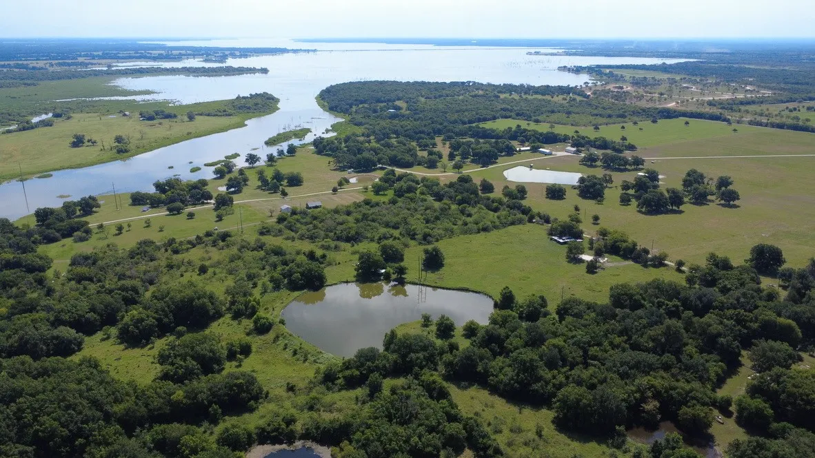 Unimproved Land For Sale in Navarro County , 800 S 45 Highway E, Richland, Texas 76681, 0, 0, Garage spaces, 0 Sqft, built in 1971, Price $325,000, mls#21015045, Real Estate Agent in Richland, Homes For Sale in Navarro county, Homes For Sale in Richland, Realtor in Richland Texas, Real Estate Brokerage Independent Realty Texas, Luminita Cordes Realtor